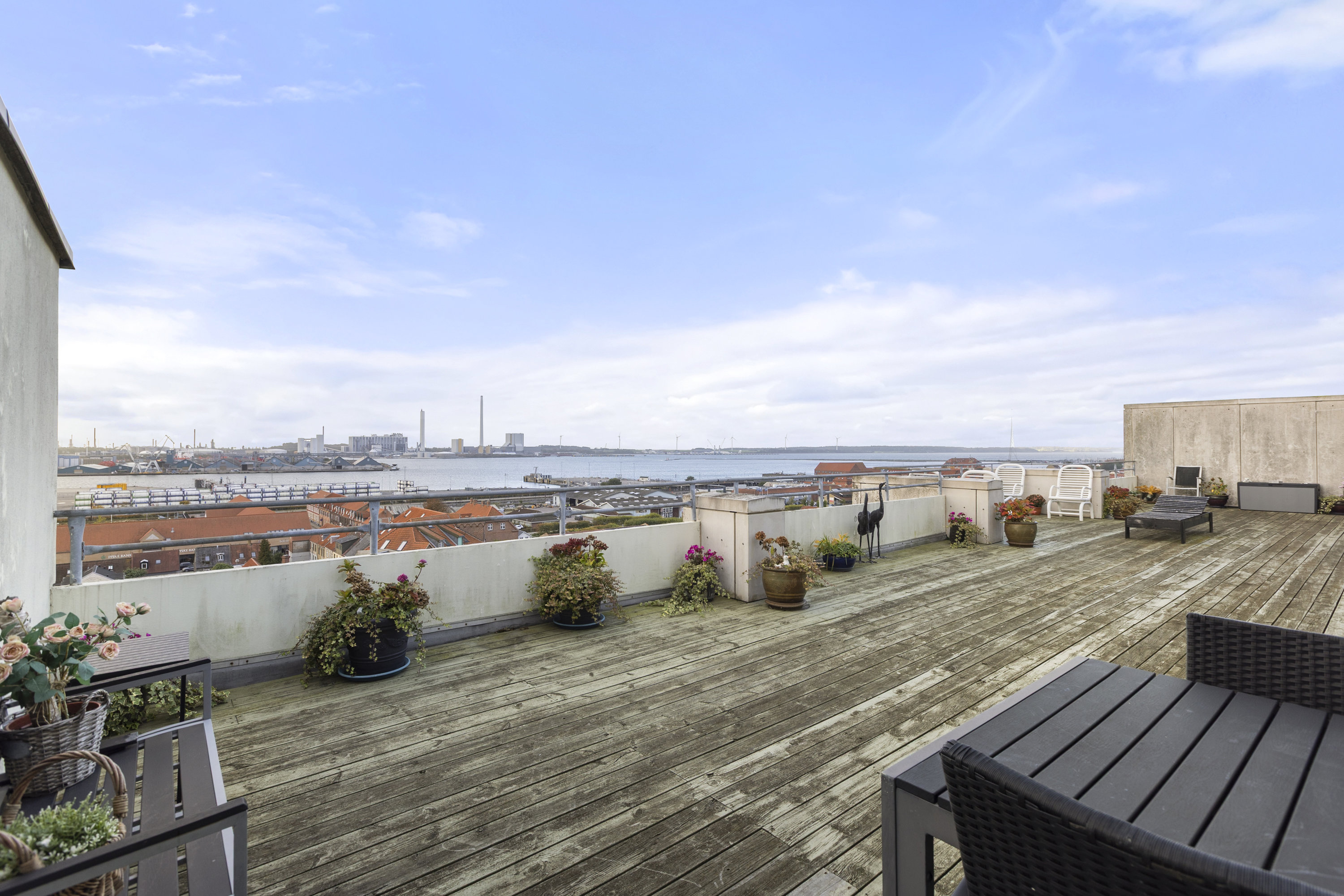 Fremhævet terrasse billede i fuldskærmstilstand. Billede af Bryggervænget 1, 4., 4400 Kalundborg