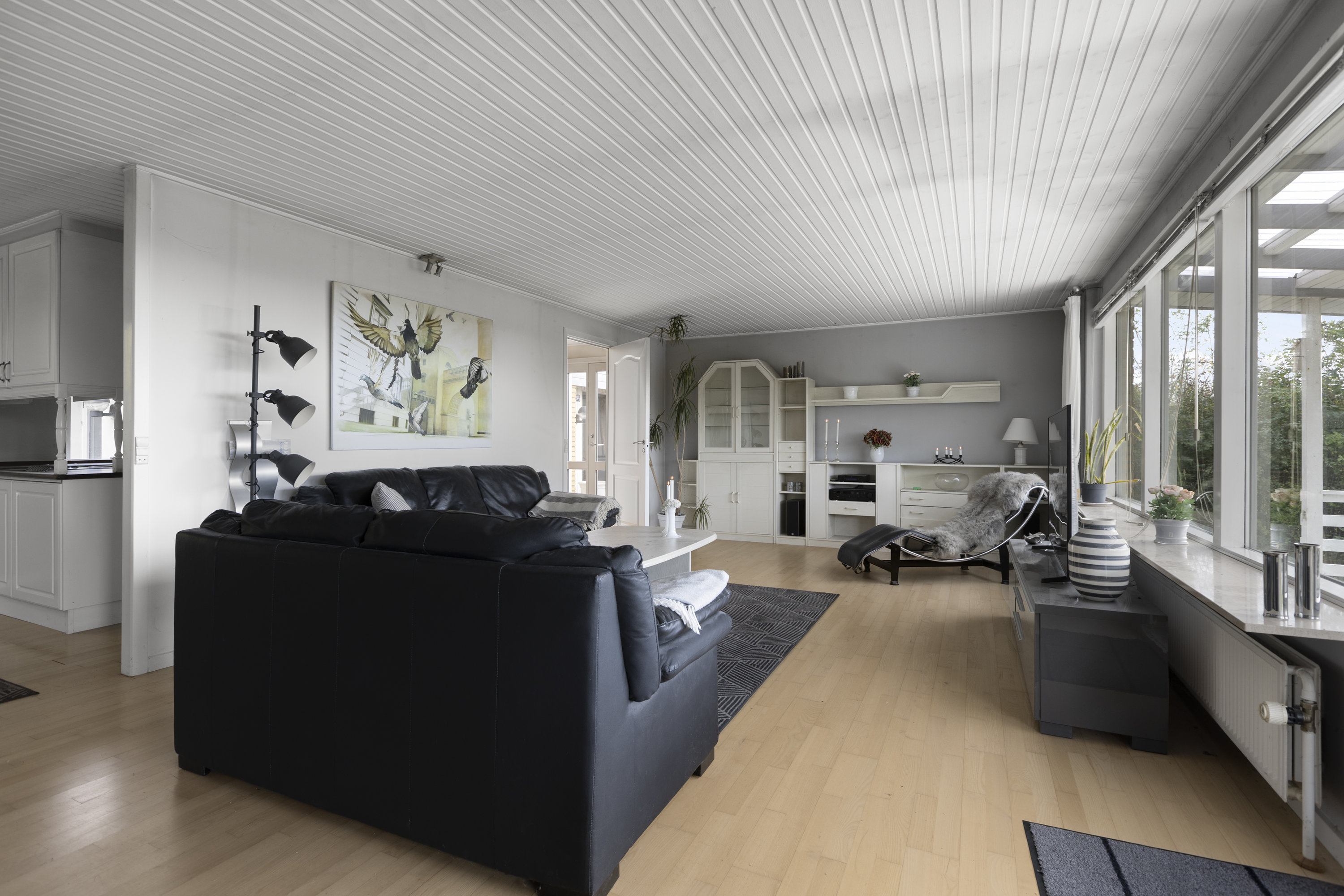 Fremhævet stue billede i fuldskærmstilstand. Billede af Røsnæsvej 94A, 4400 Kalundborg