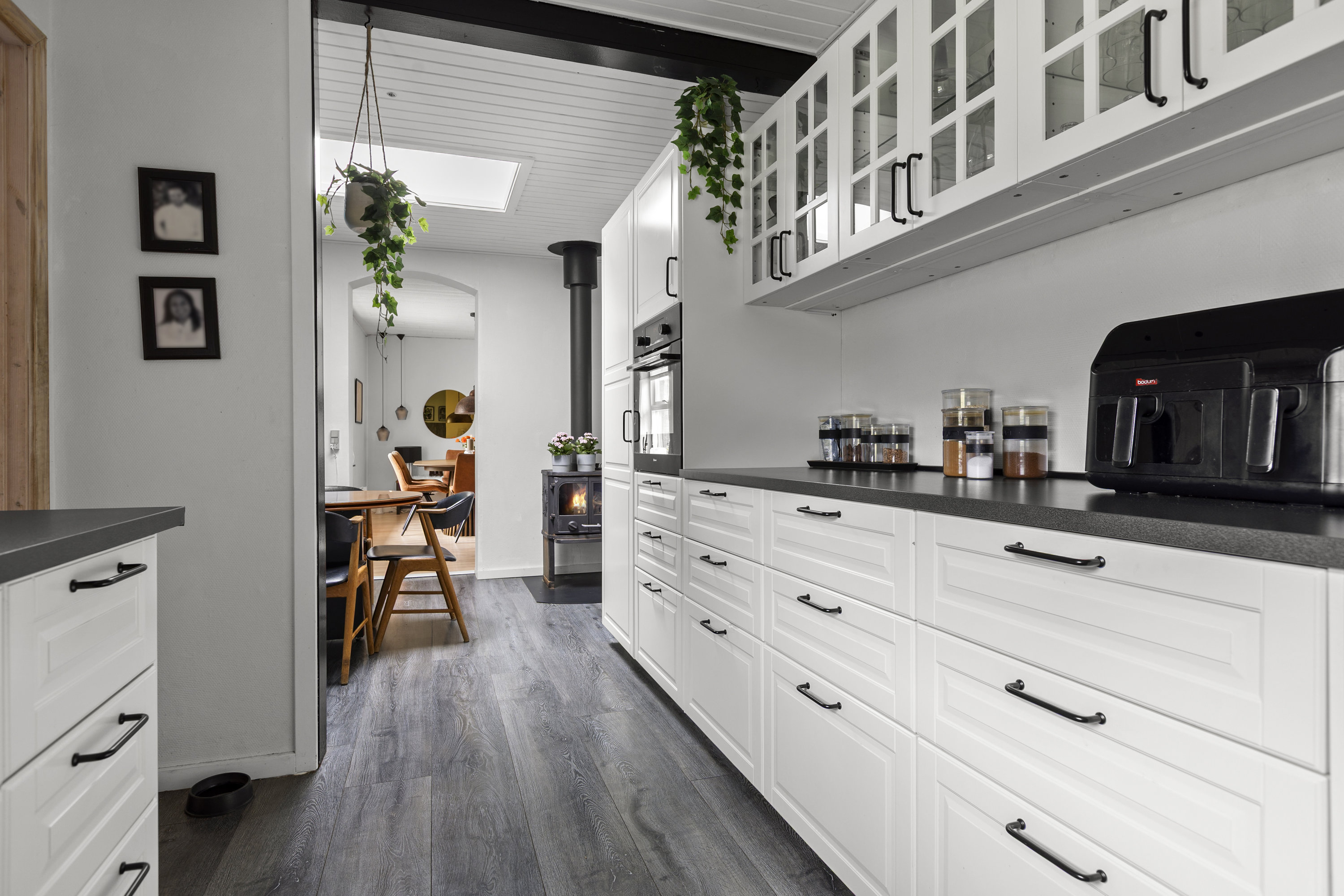 Fremhævet køkken billede i fuldskærmstilstand. Billede af Broholmvej 126, 4220 Korsør