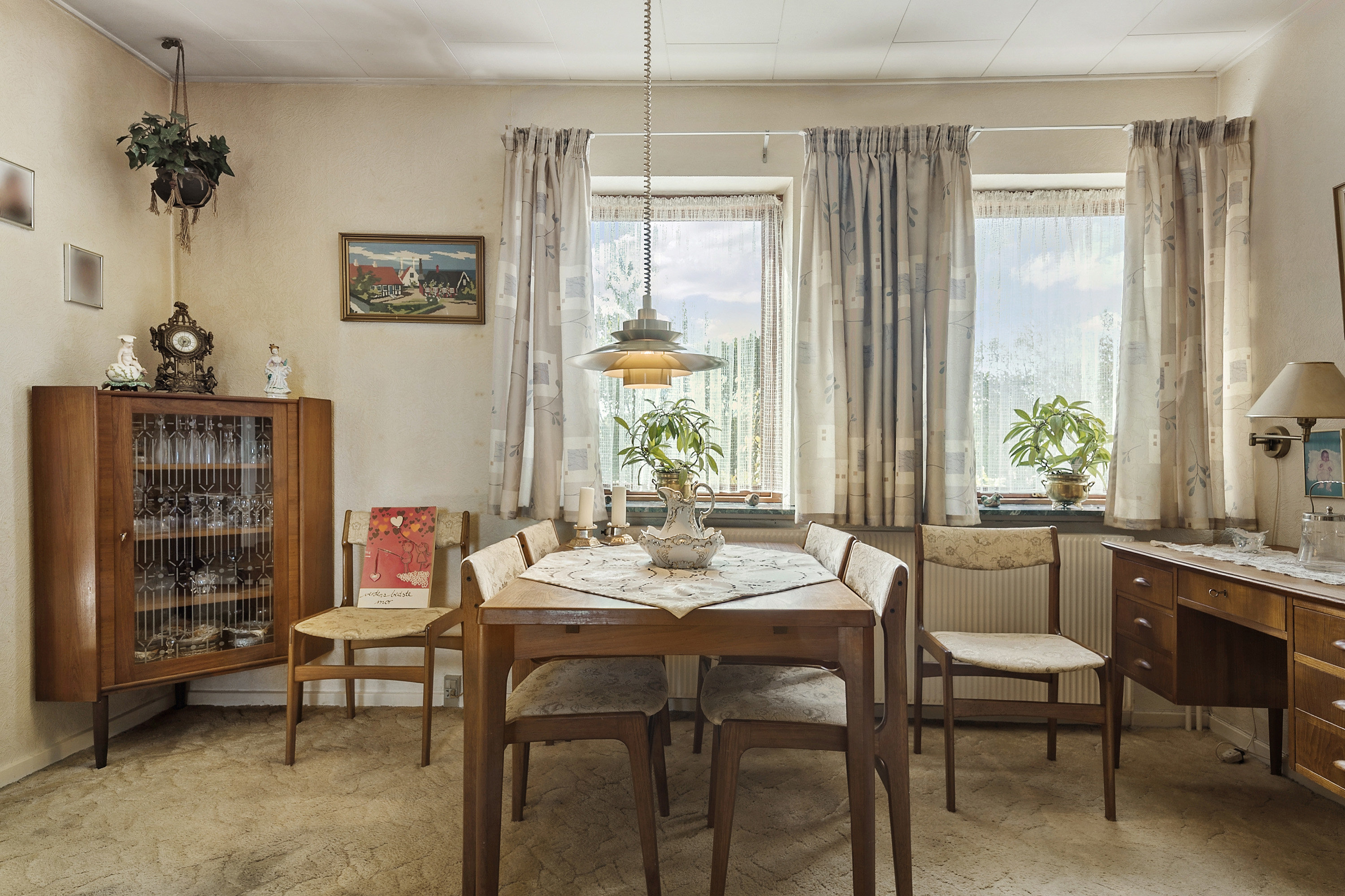 Fremhævet spisestue billede i fuldskærmstilstand. Billede af Skovbovej 21, Himlingøje, 4652 Hårlev