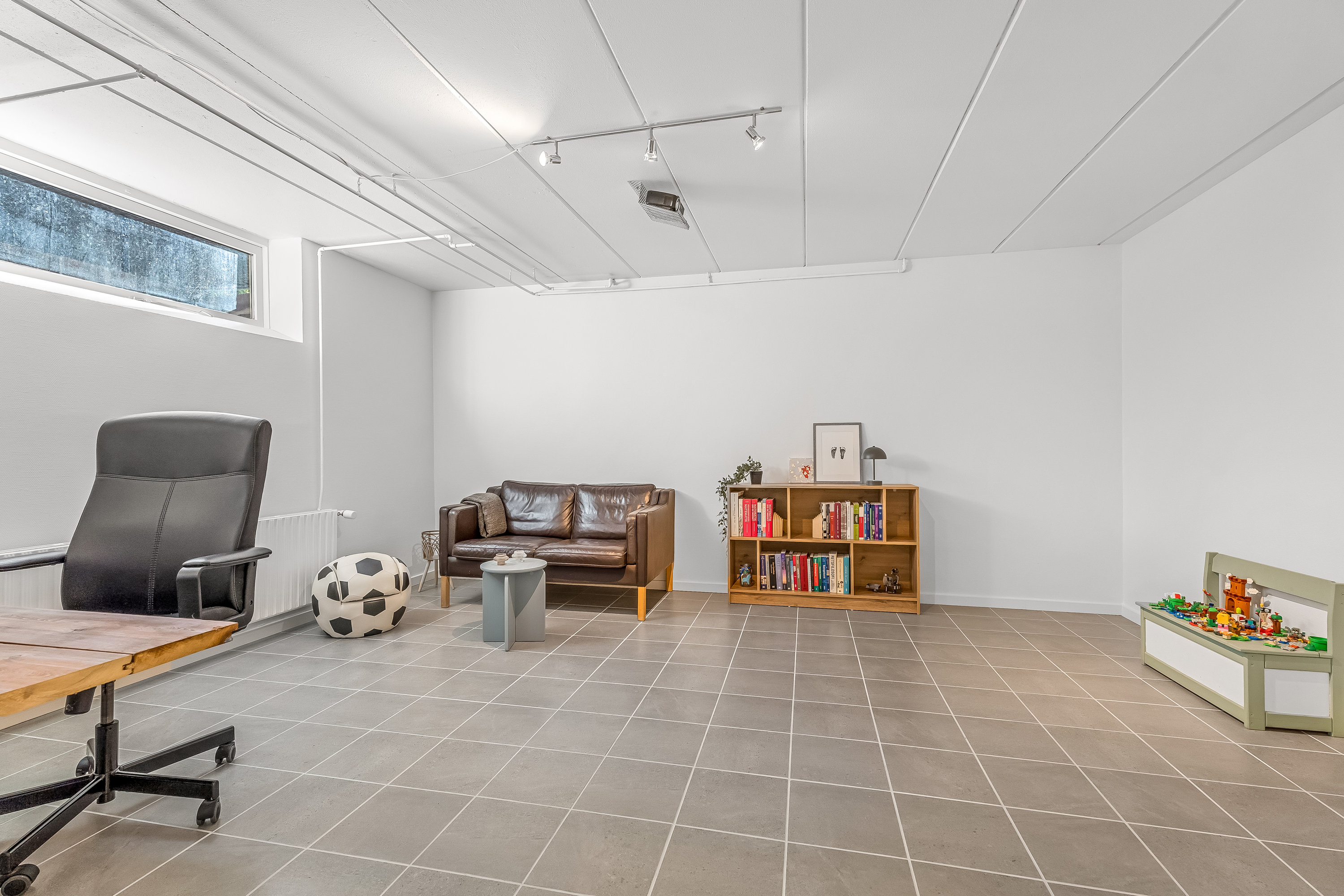 Fremhævet disponibel billede i fuldskærmstilstand. Billede af Luxemborgvej 8, 4800 Nykøbing F