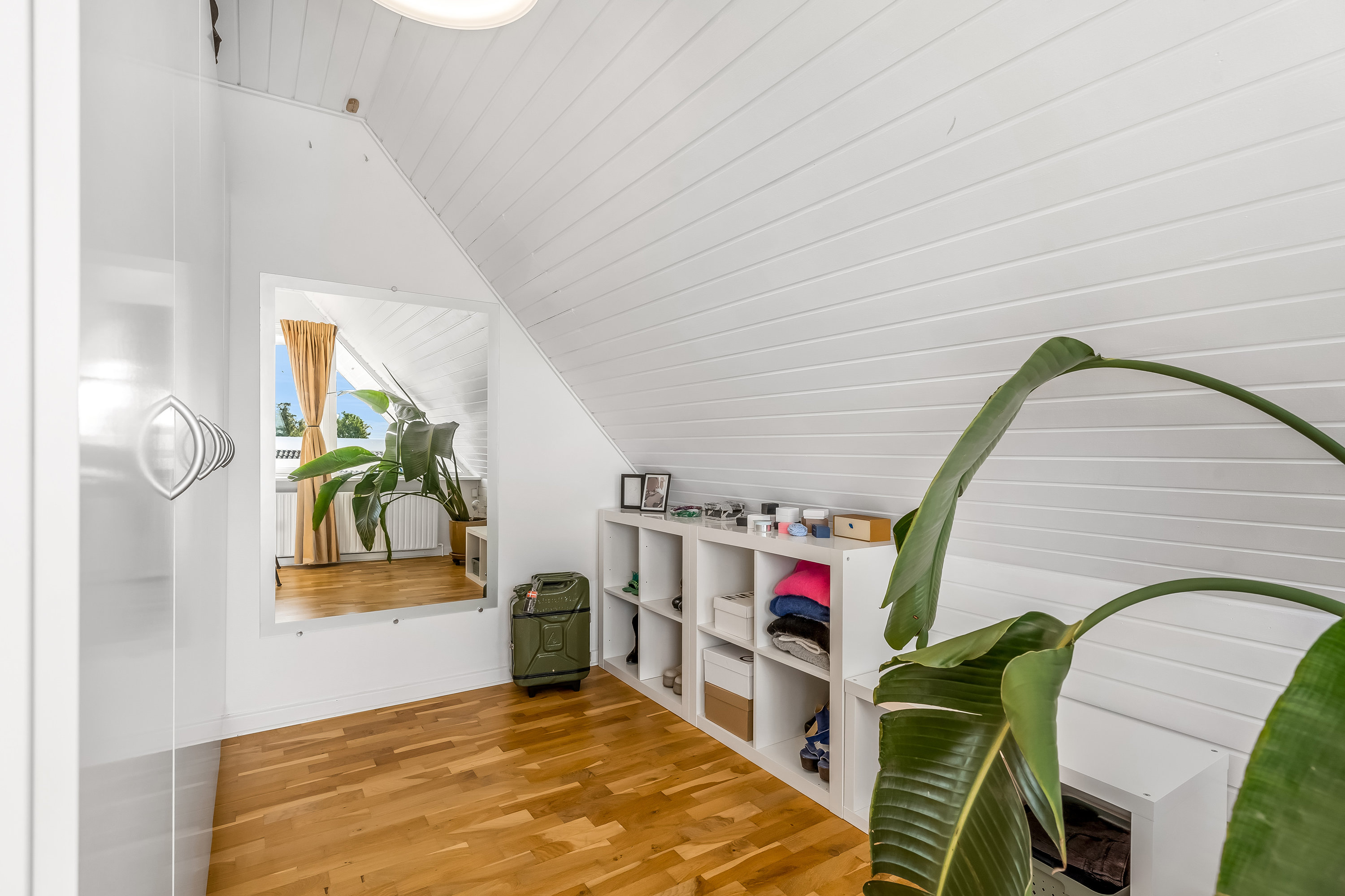 Fremhævet walkin closet billede i fuldskærmstilstand. Billede af Luxemborgvej 8, 4800 Nykøbing F