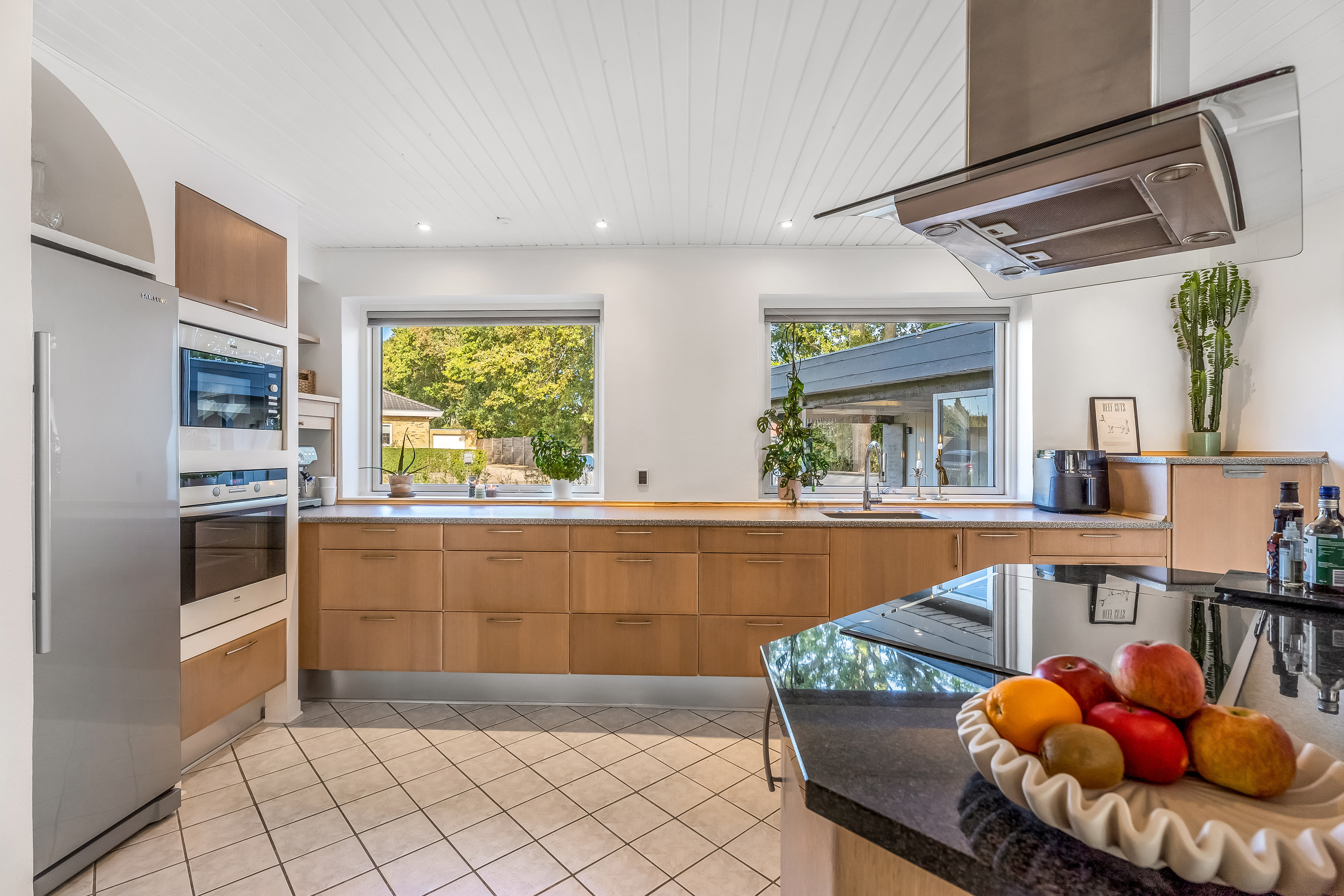 Fremhævet køkken billede i fuldskærmstilstand. Billede af Luxemborgvej 8, 4800 Nykøbing F