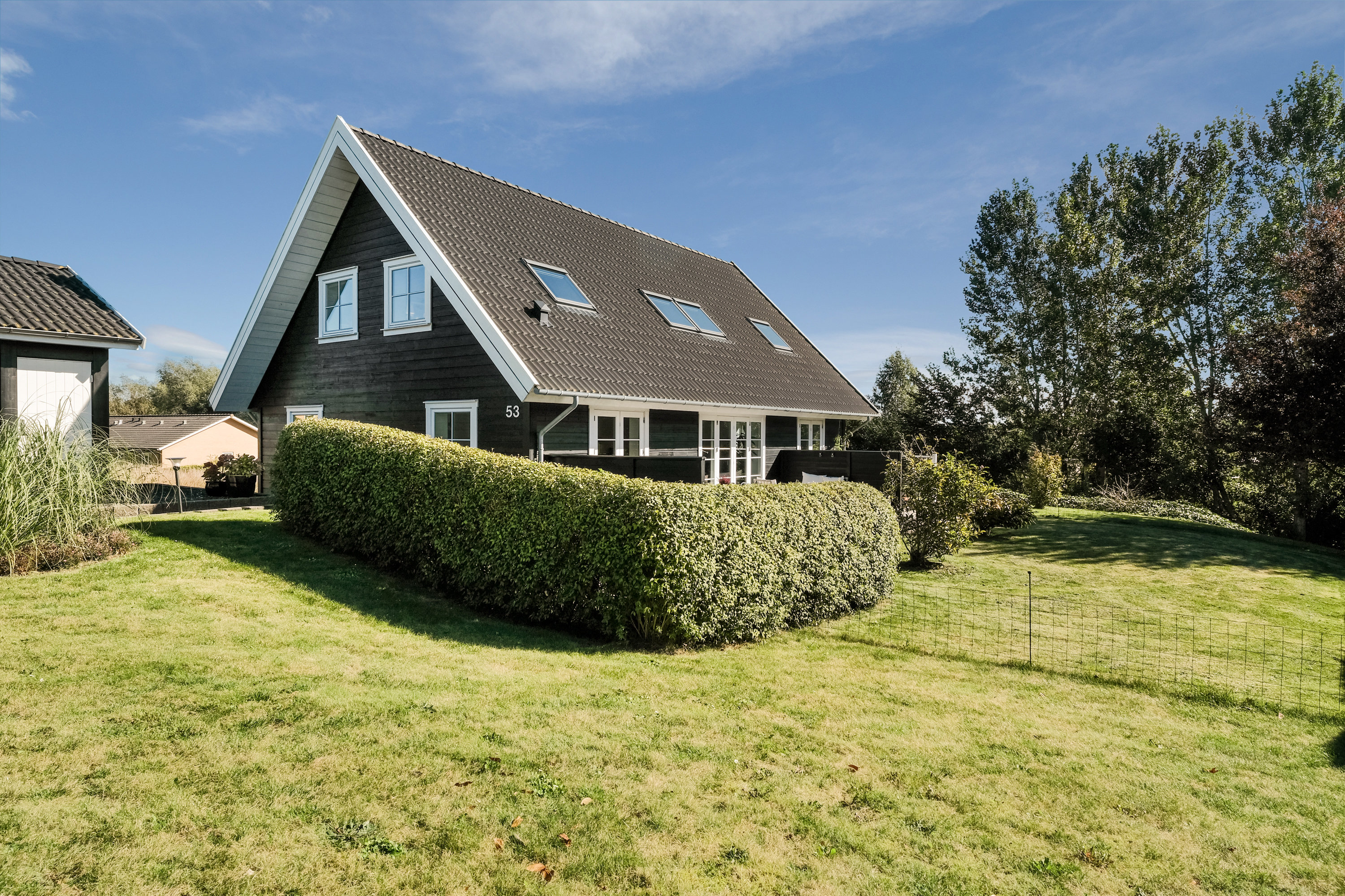 Fremhævet have billede i fuldskærmstilstand. Billede af Kirsebærhaven 53, 5540 Ullerslev