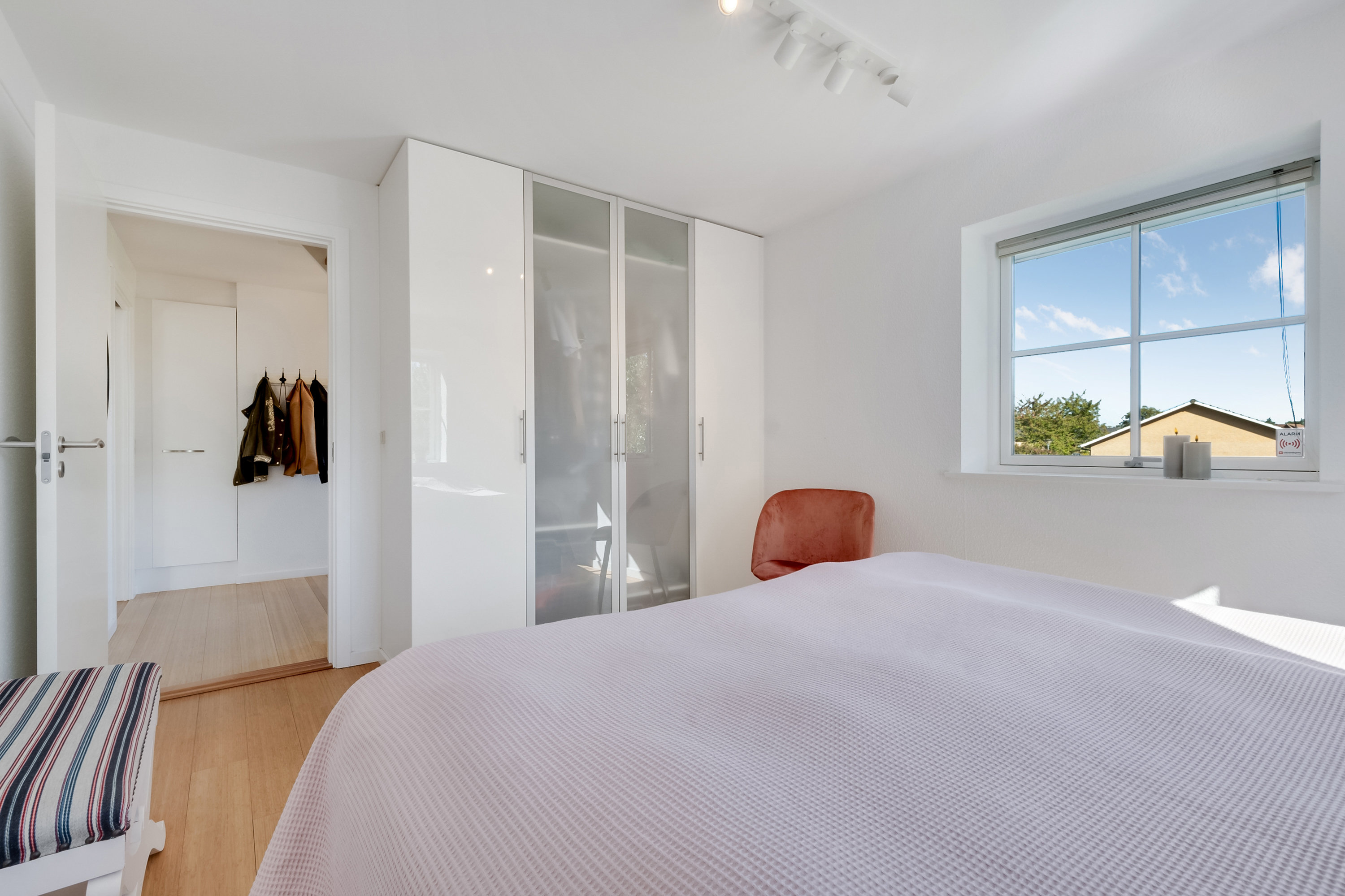 Fremhævet soveværelse billede i fuldskærmstilstand. Billede af Kirsebærhaven 53, 5540 Ullerslev