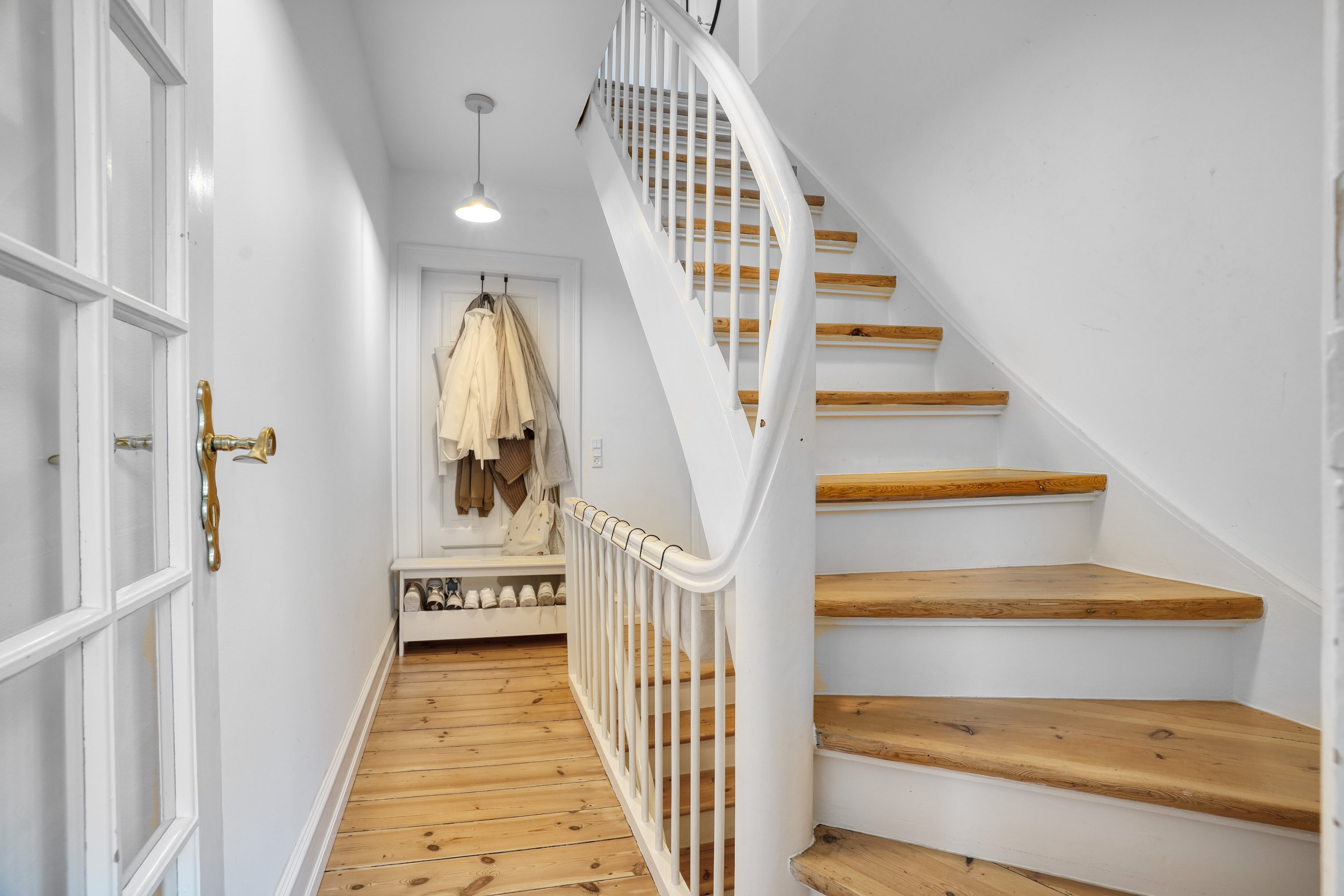 Fremhævet entré billede i fuldskærmstilstand. Billede af Olufsvej 33, 2100 København Ø