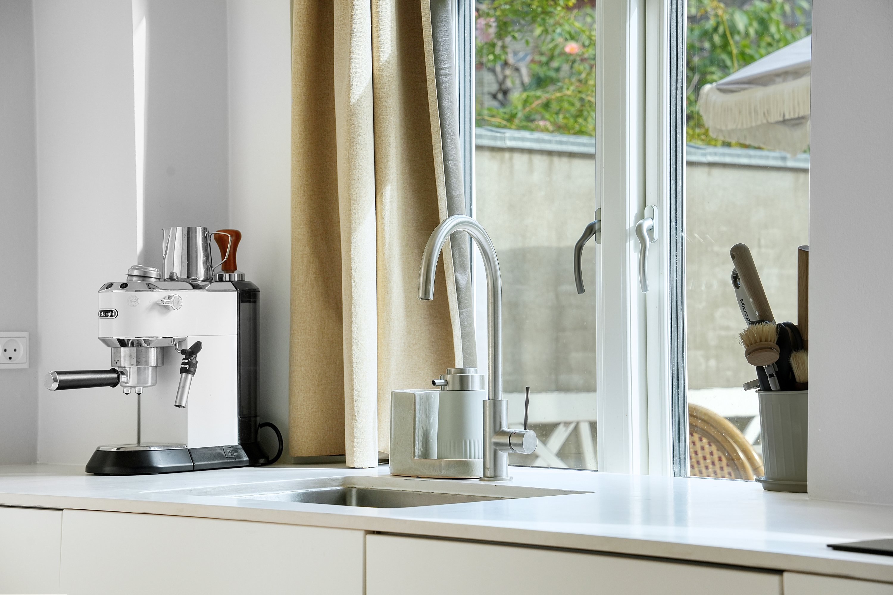 Fremhævet køkken billede i fuldskærmstilstand. Billede af Olufsvej 33, 2100 København Ø