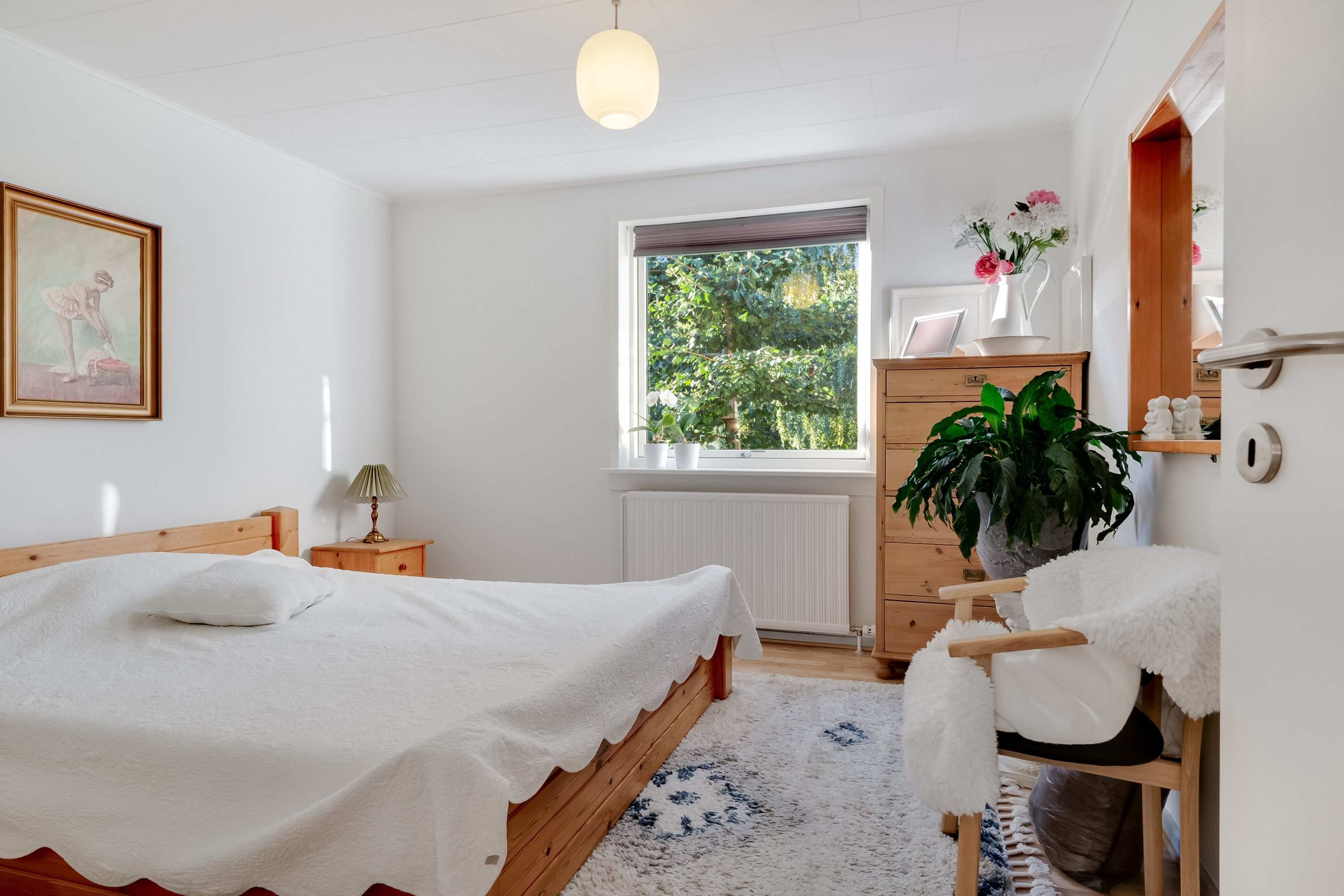 Fremhævet soveværelse billede i fuldskærmstilstand. Billede af Bøgevej 78, 5683 Haarby