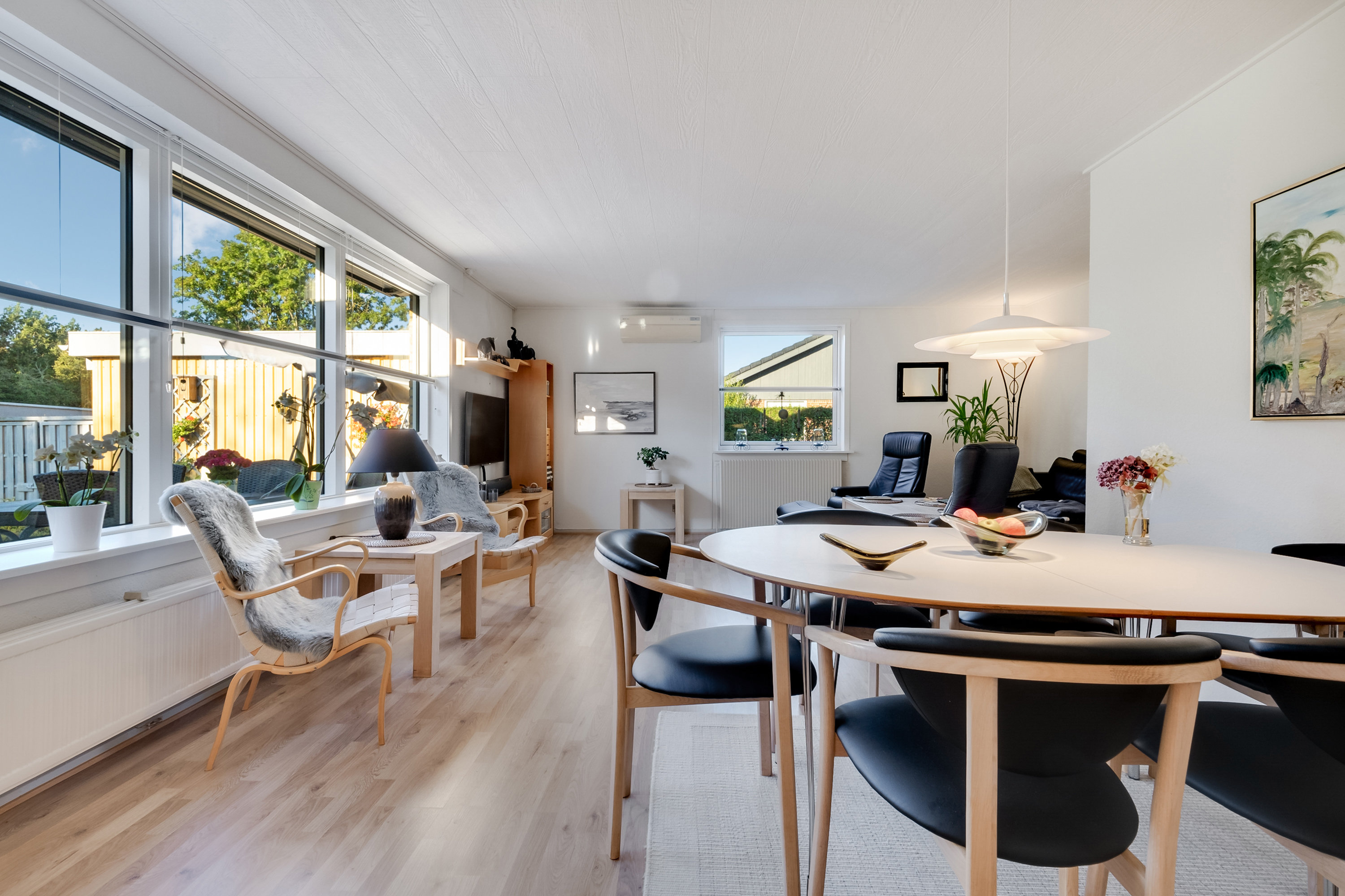 Fremhævet stue billede i fuldskærmstilstand. Billede af Bøgevej 78, 5683 Haarby