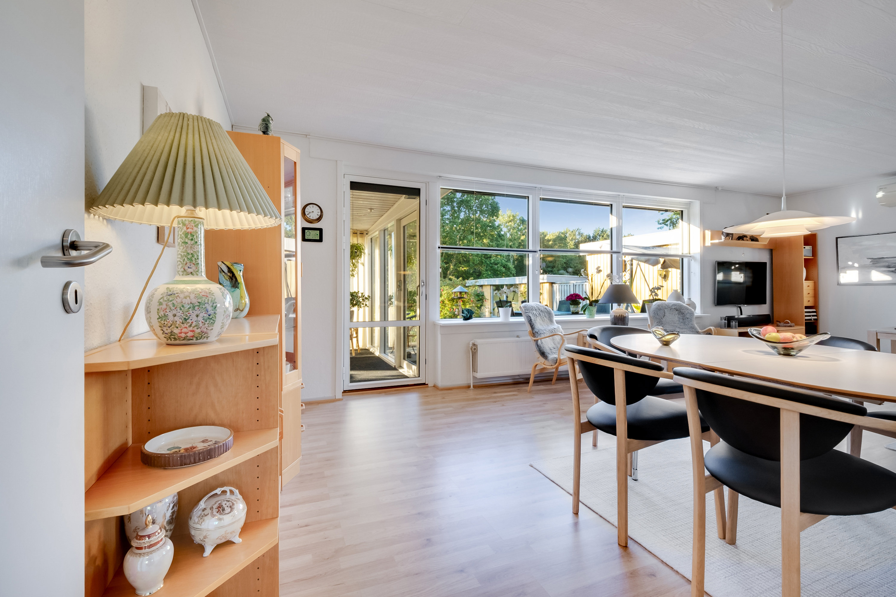 Fremhævet stue billede i fuldskærmstilstand. Billede af Bøgevej 78, 5683 Haarby