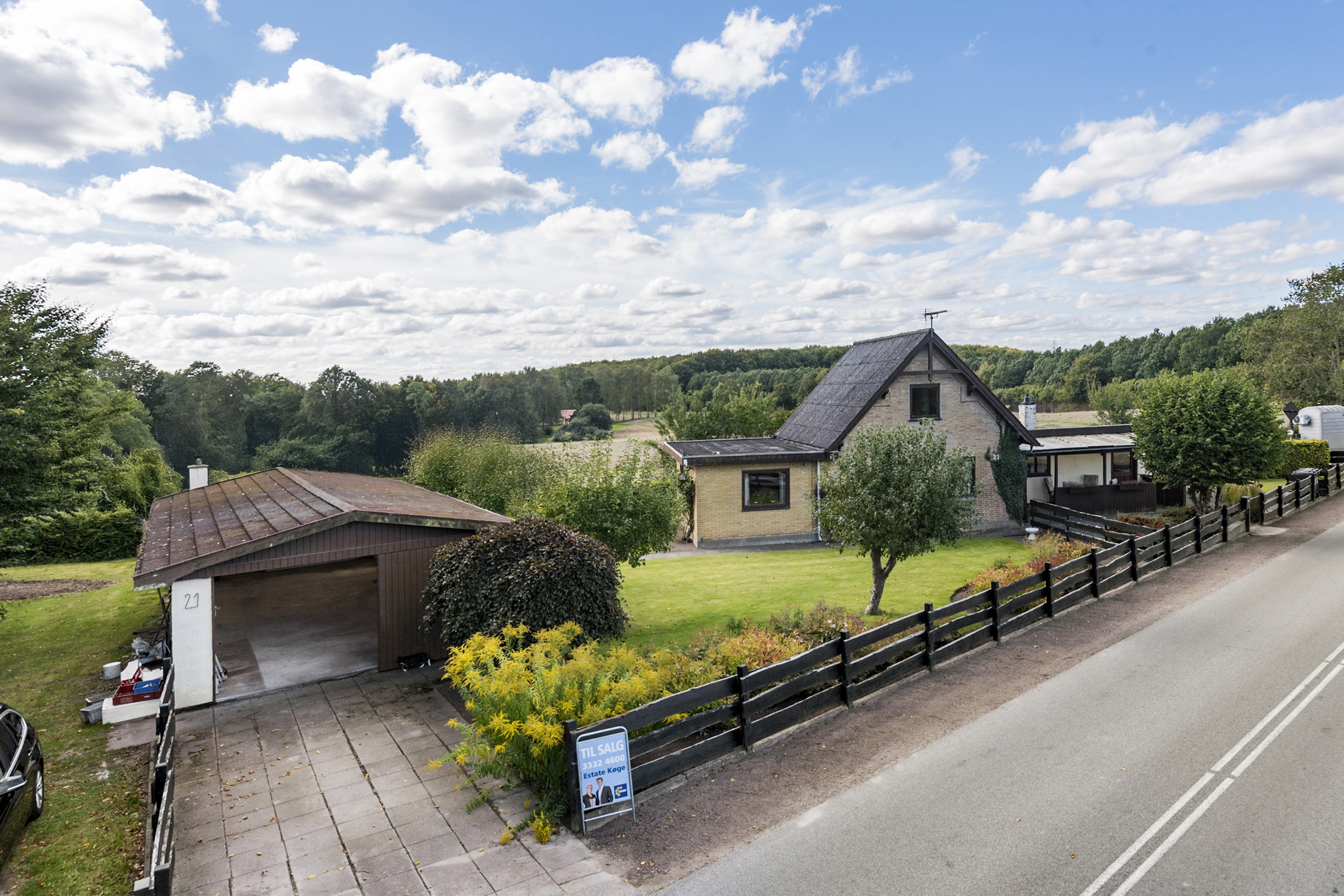 Villa: Område på Skovbovej 21, Himlingøje, 4652 Hårlev