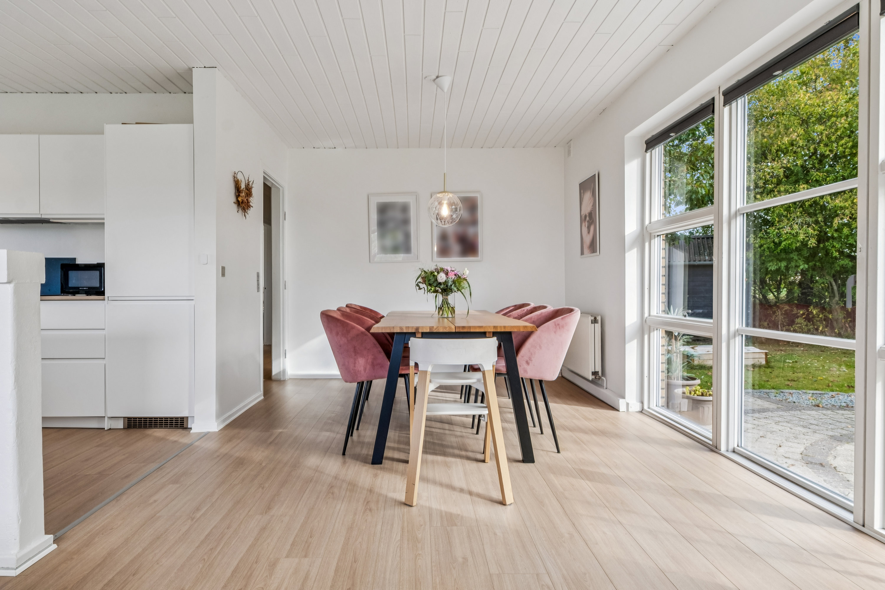 Fremhævet stue billede i fuldskærmstilstand. Billede af Marielystvej 1, Serridslev, 8700 Horsens