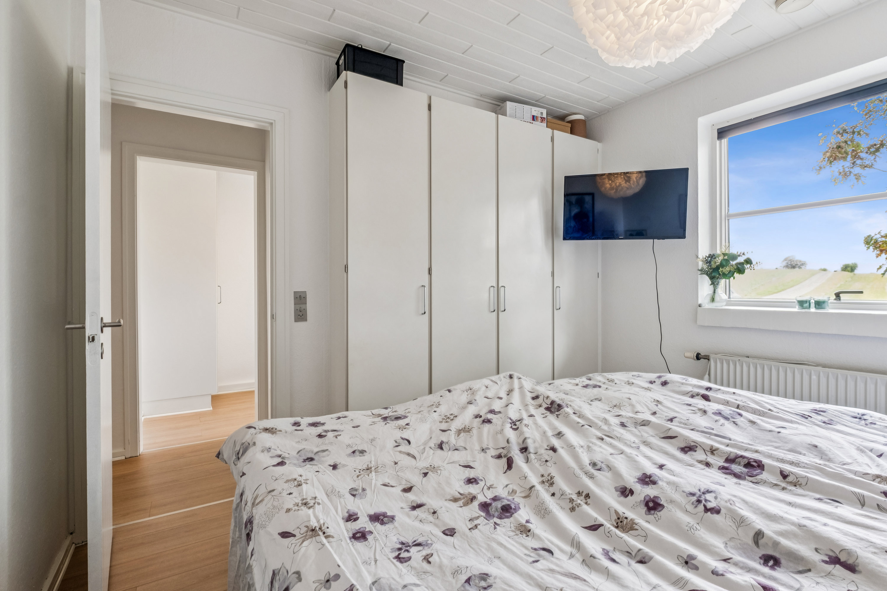 Fremhævet soveværelse billede i fuldskærmstilstand. Billede af Marielystvej 1, Serridslev, 8700 Horsens