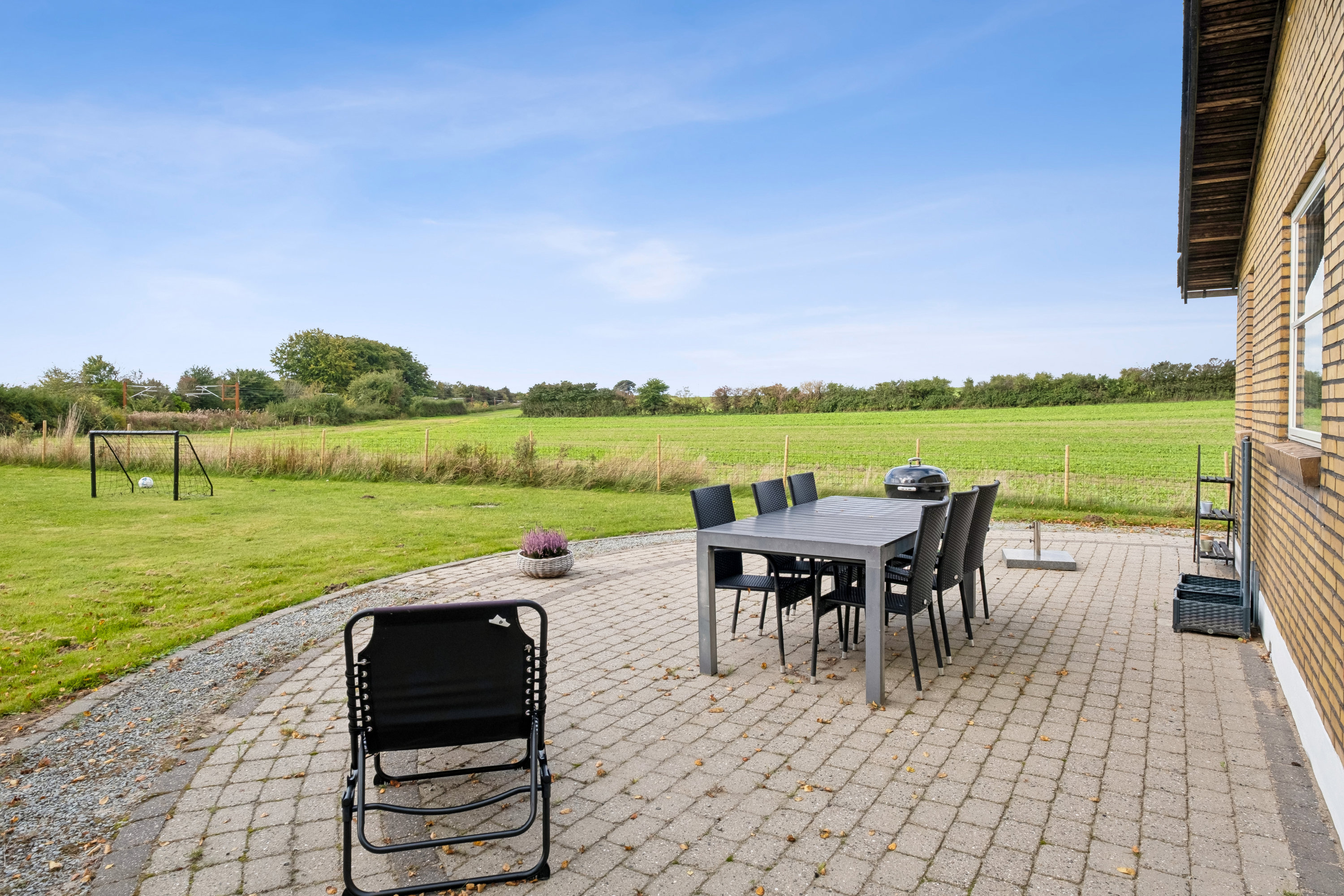 Miniaturebillede 1: udsigten. Billede af Marielystvej 1, Serridslev, 8700 Horsens