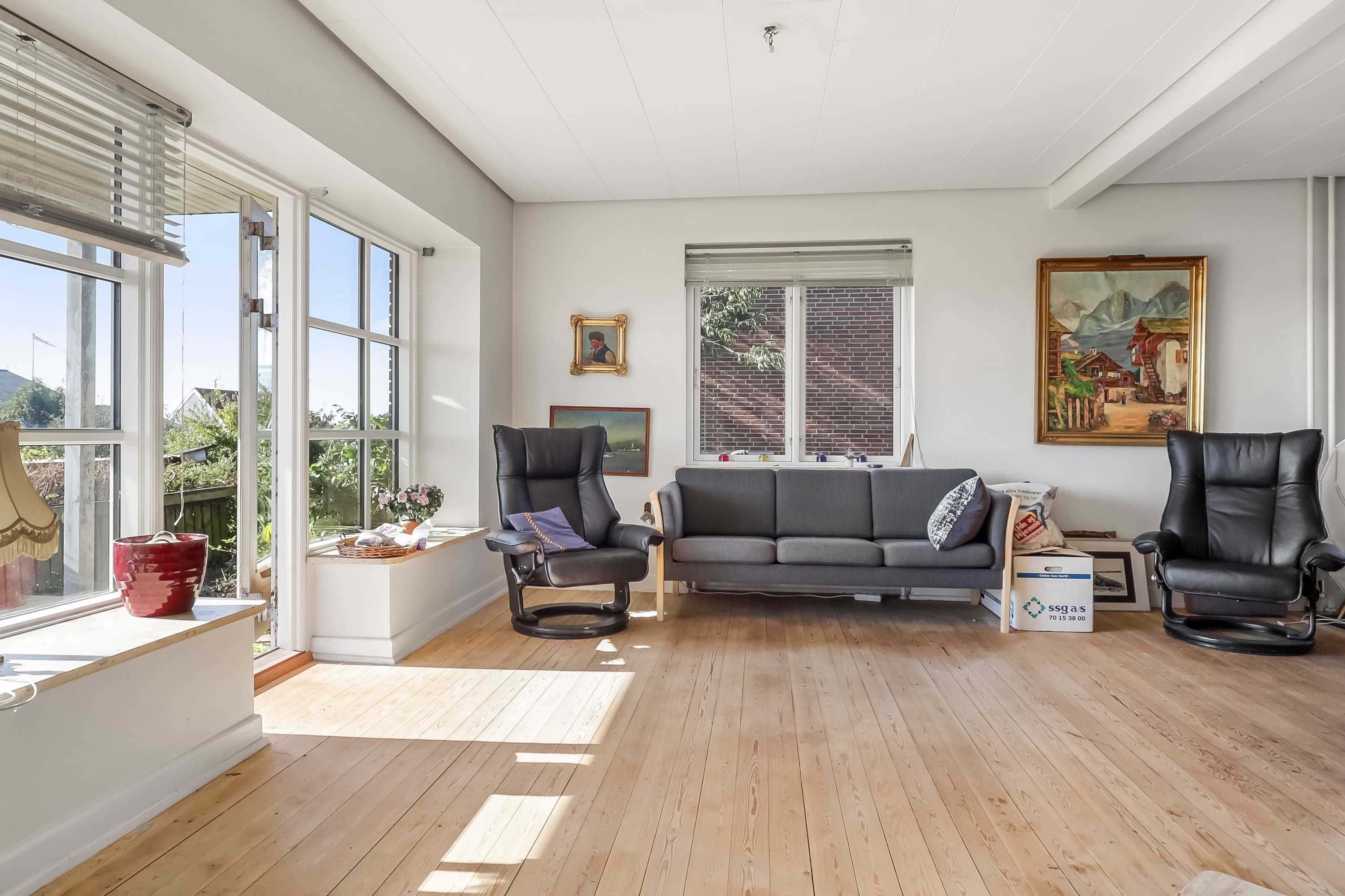 Fremhævet stue billede i fuldskærmstilstand. Billede af Marstrandsvej 2, 5700 Svendborg