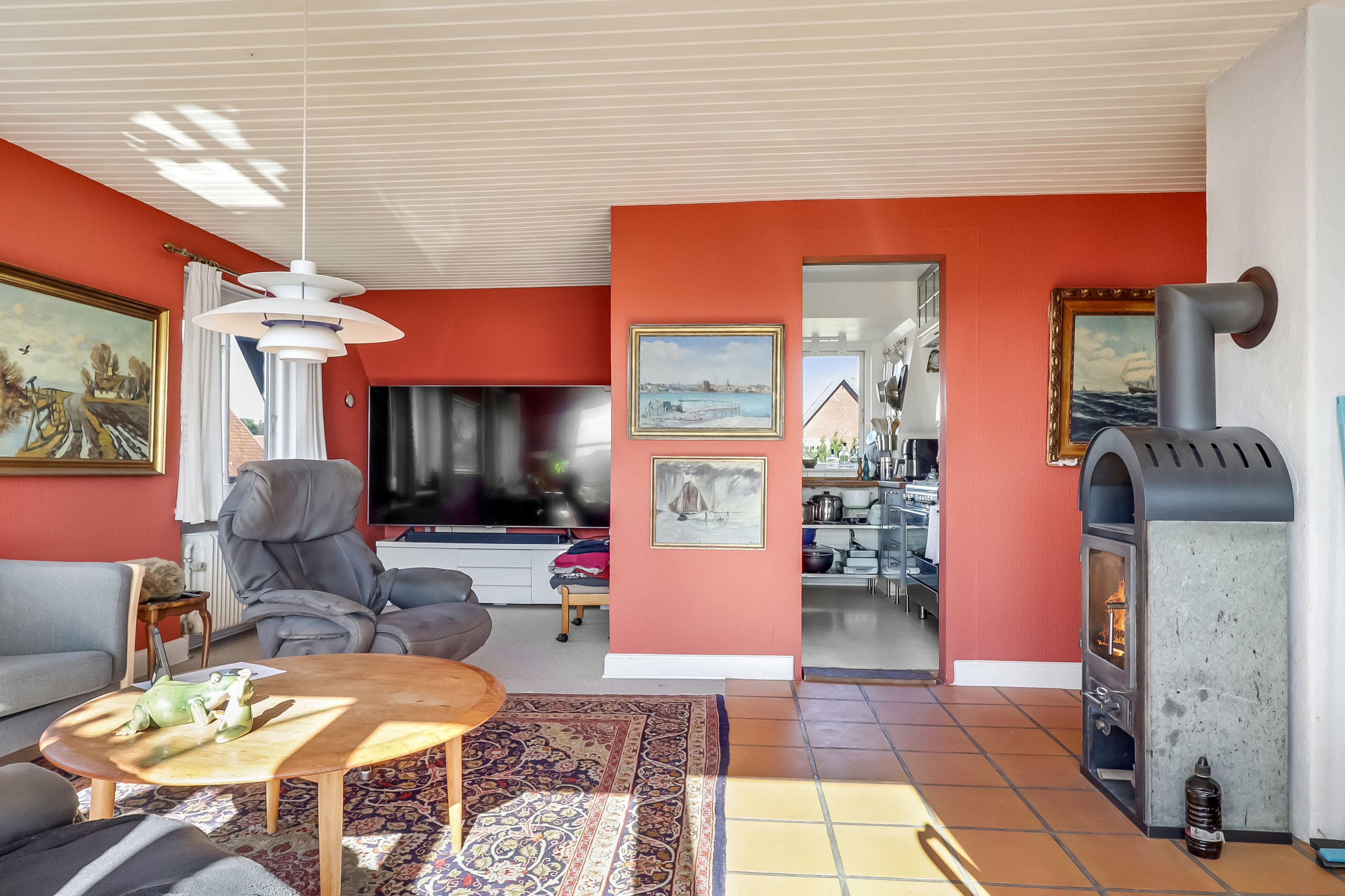 Fremhævet stue billede i fuldskærmstilstand. Billede af Marstrandsvej 2, 5700 Svendborg