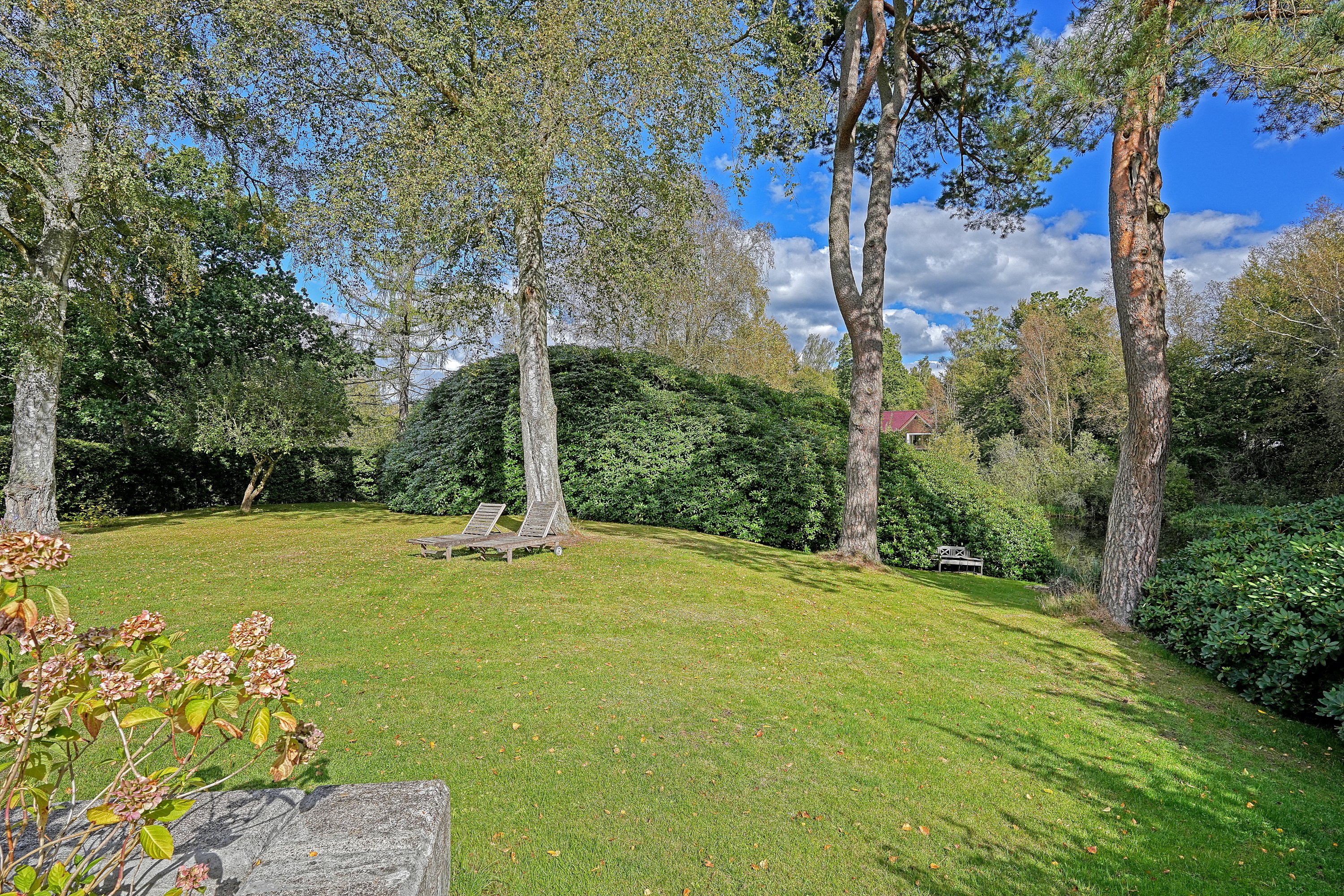 Fremhævet have billede i fuldskærmstilstand. Billede af Hovmosevej 19, Gadevang, 3400 Hillerød