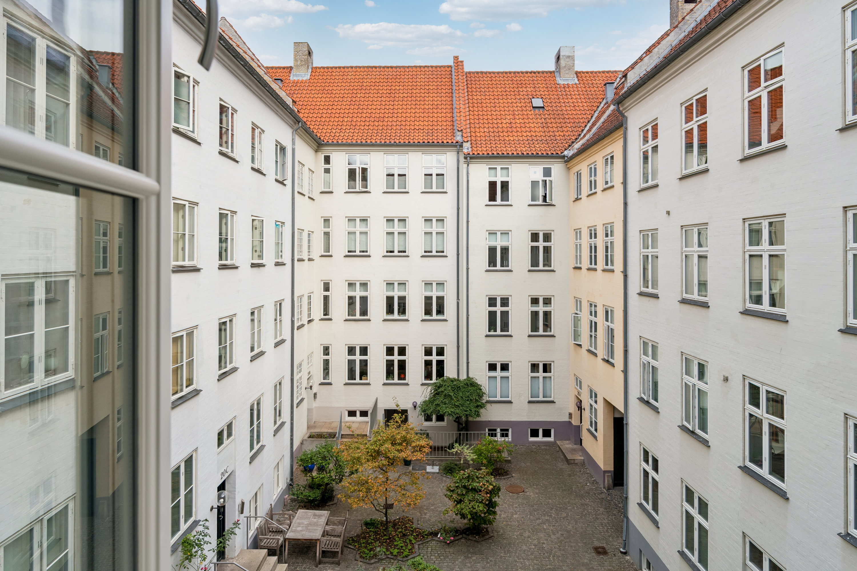 Fremhævet ejendom 1 billede i fuldskærmstilstand. Billede af Laksegade 20D, 2. tv., 1063 København K