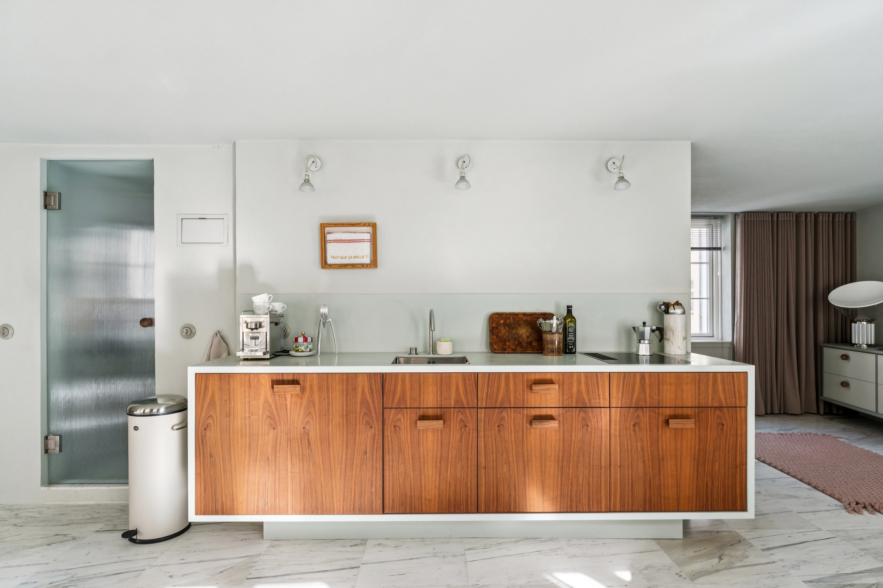 Fremhævet køkken billede i fuldskærmstilstand. Billede af Laksegade 20D, 2. tv., 1063 København K