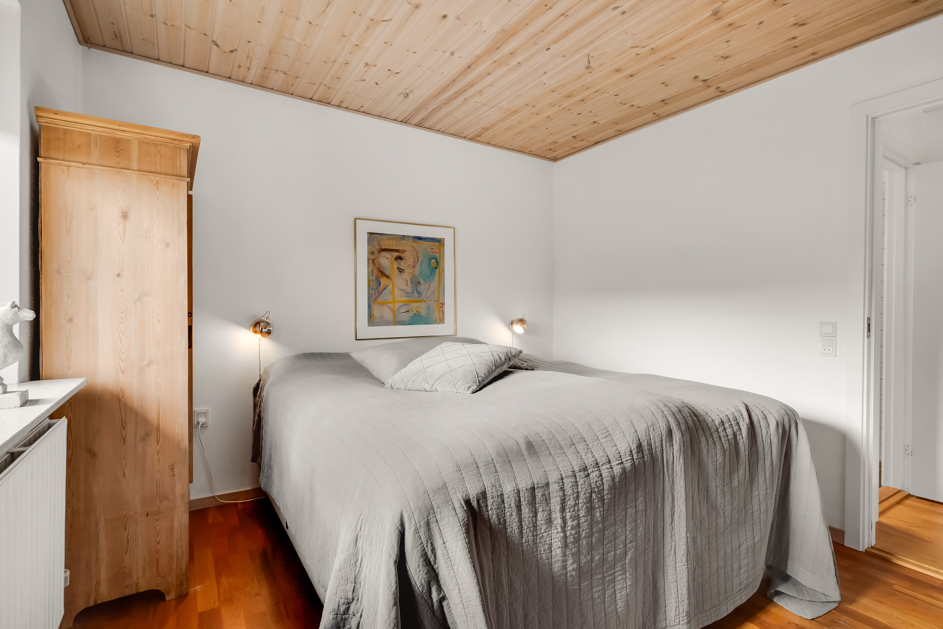 Fremhævet soveværelse billede i fuldskærmstilstand. Billede af Stormgade 20, 6960 Hvide Sande