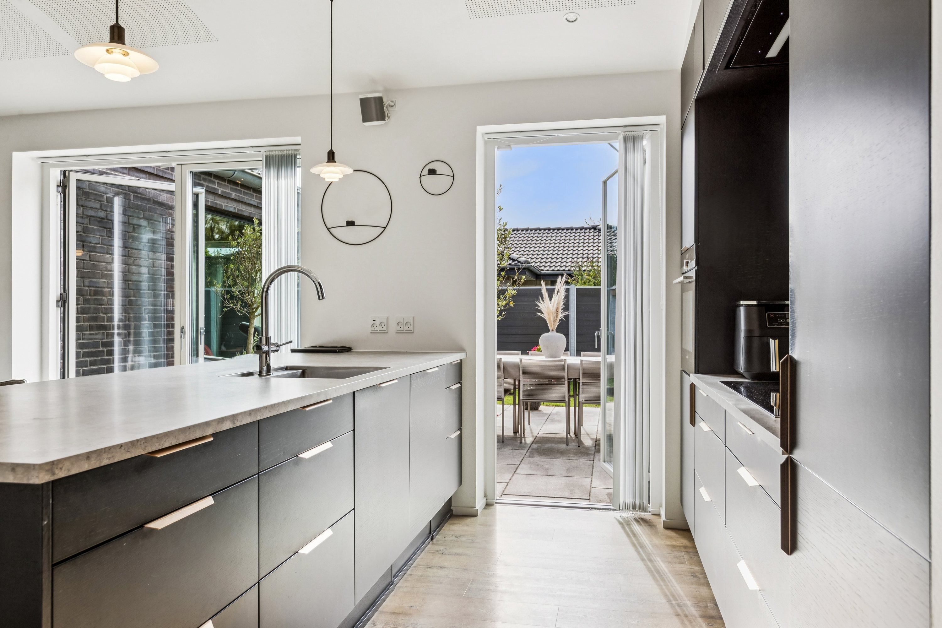 Fremhævet køkken billede i fuldskærmstilstand. Billede af Gyldenvang Alle 38, 2770 Kastrup