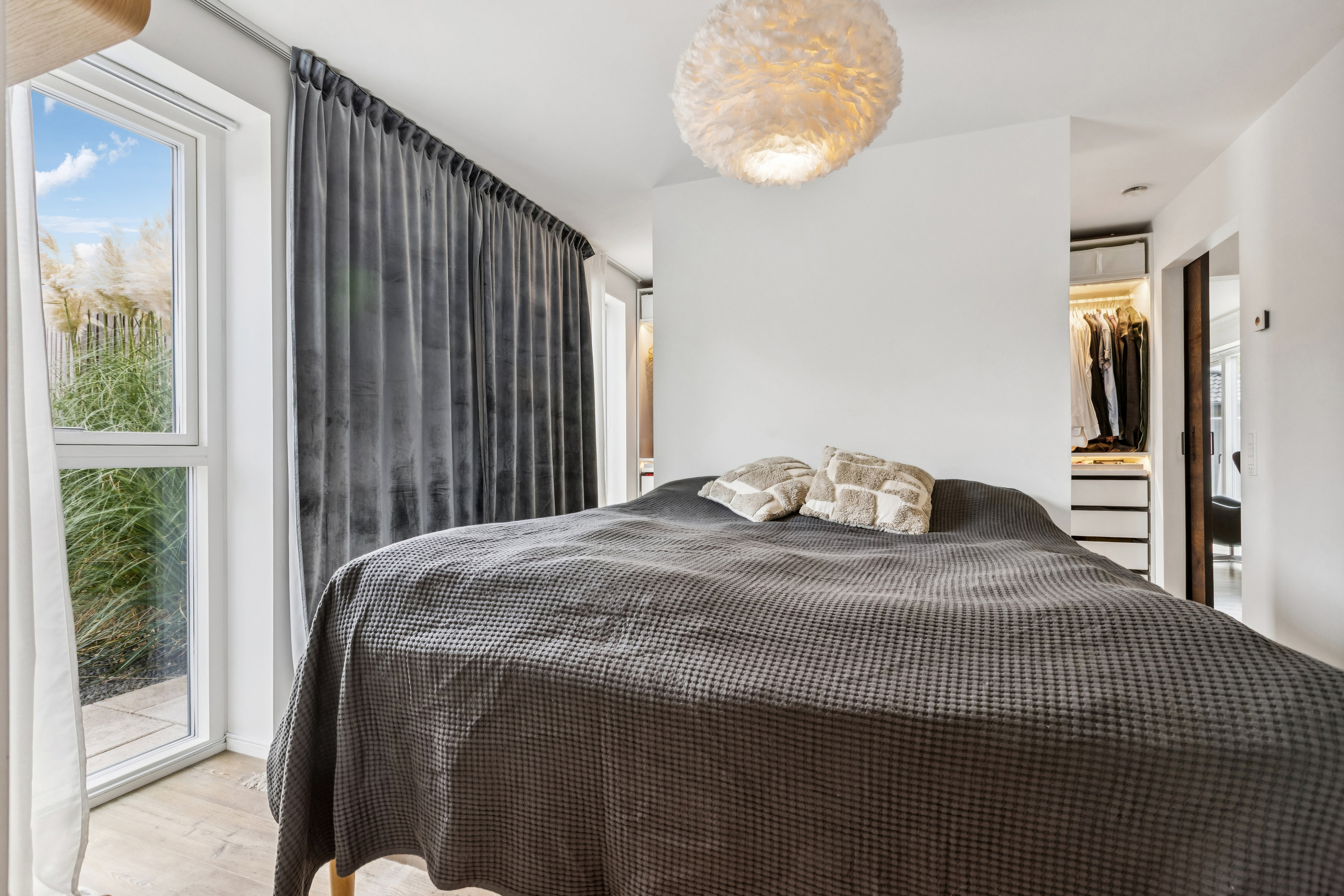 Fremhævet værelse billede i fuldskærmstilstand. Billede af Gyldenvang Alle 38, 2770 Kastrup