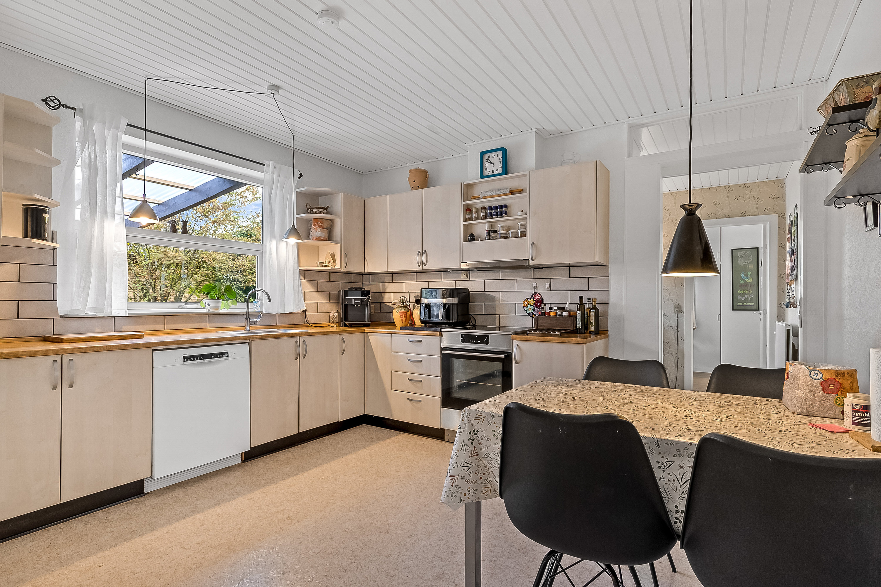 Fremhævet spisekøkken billede i fuldskærmstilstand. Billede af Ågade 39, Bredstrup, 7000 Fredericia