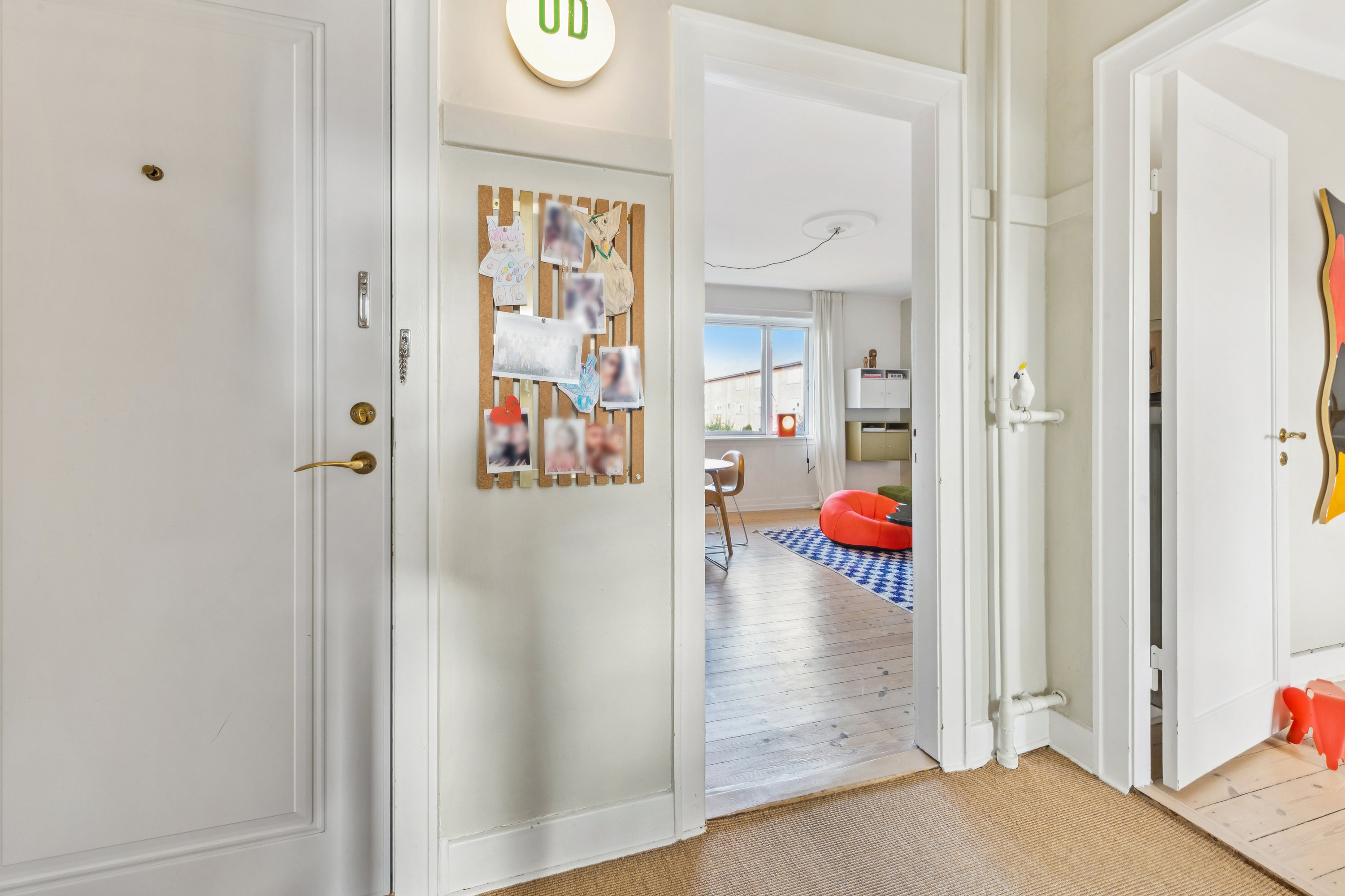 Miniaturebillede 2: entré. Billede af Hollandsvej 15, 1. tv., 2800 Kongens Lyngby