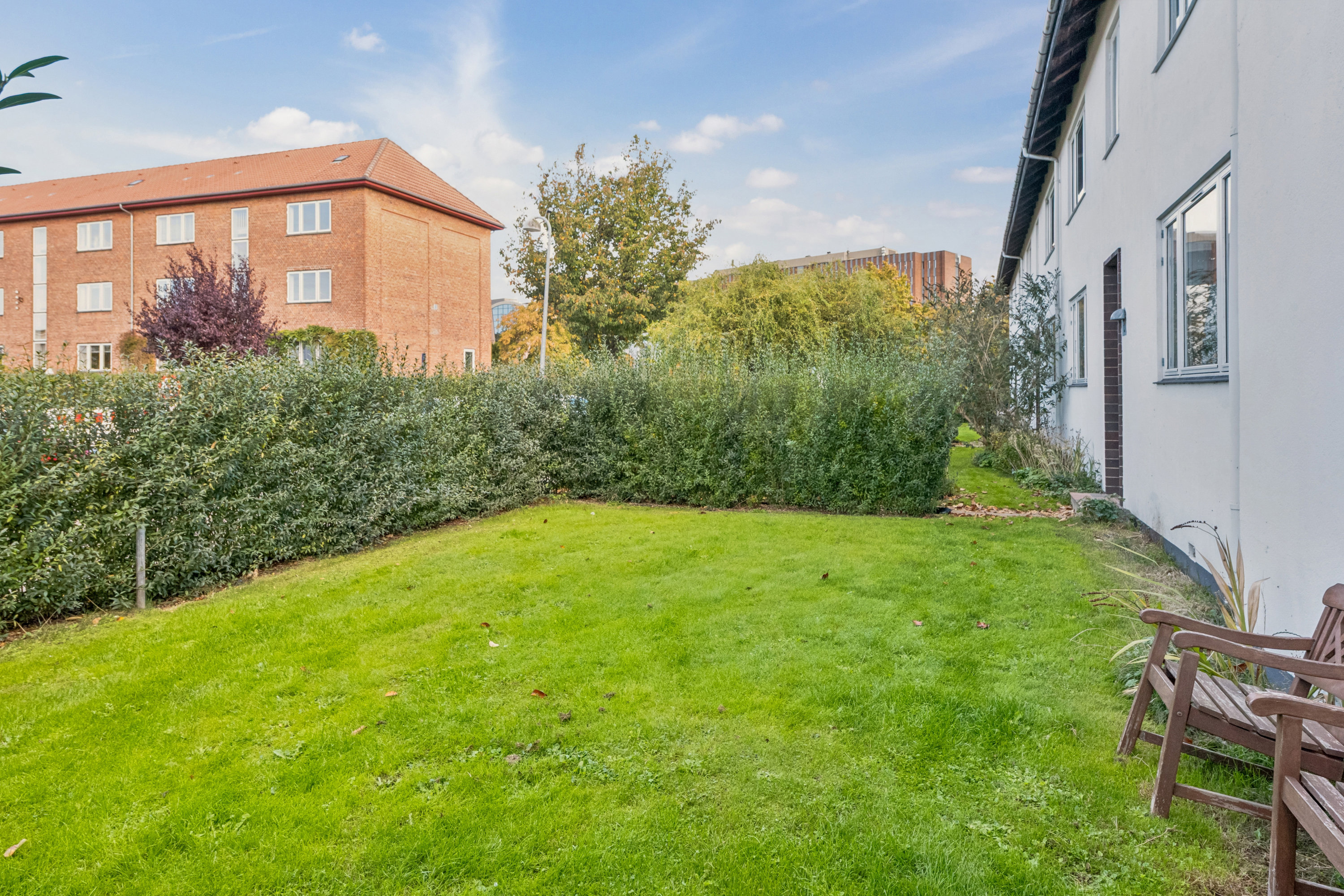 Fremhævet have billede i fuldskærmstilstand. Billede af Hollandsvej 15, 1. tv., 2800 Kongens Lyngby