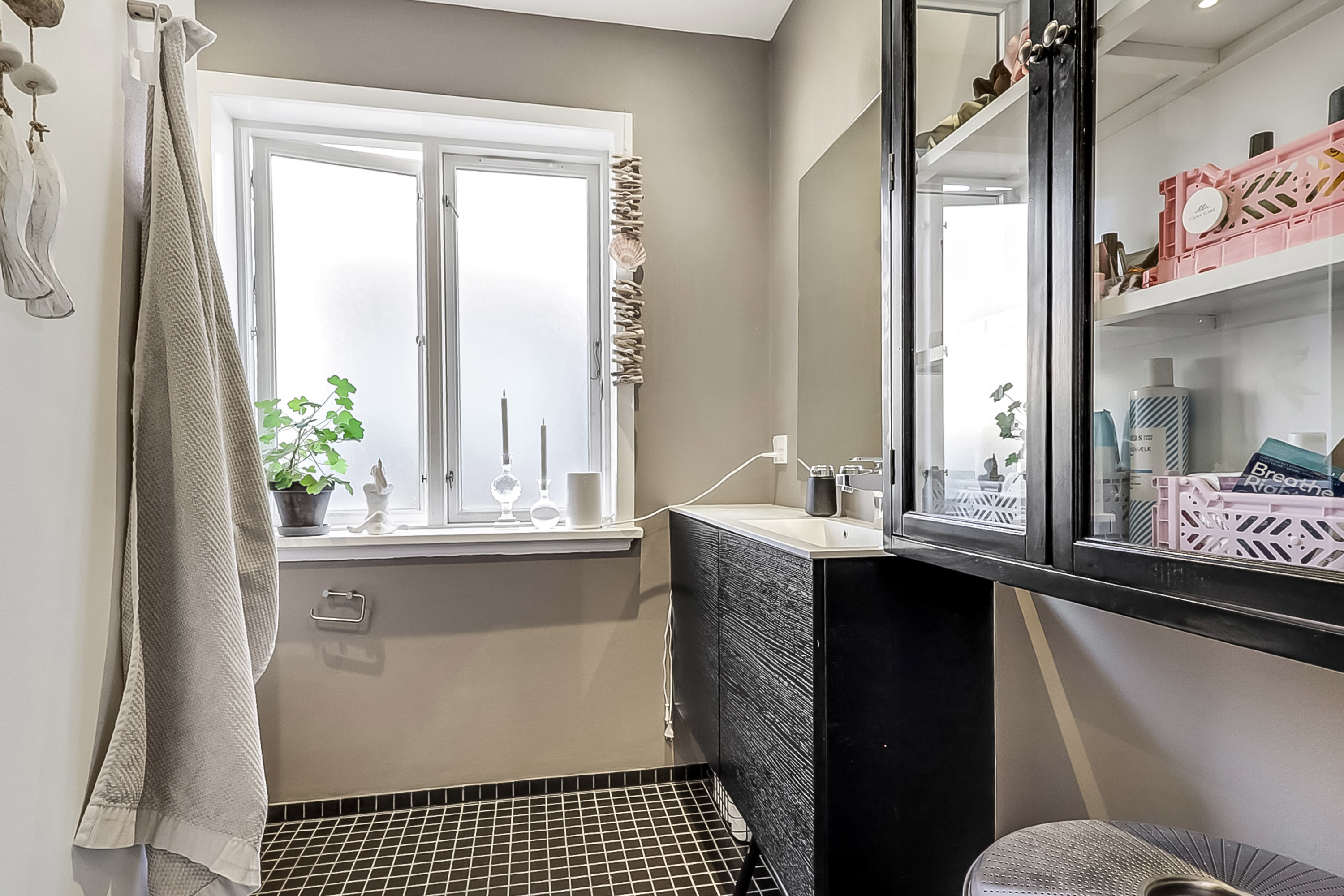 Fremhævet andet billede i fuldskærmstilstand. Billede af Vesterløkken 5, 5700 Svendborg