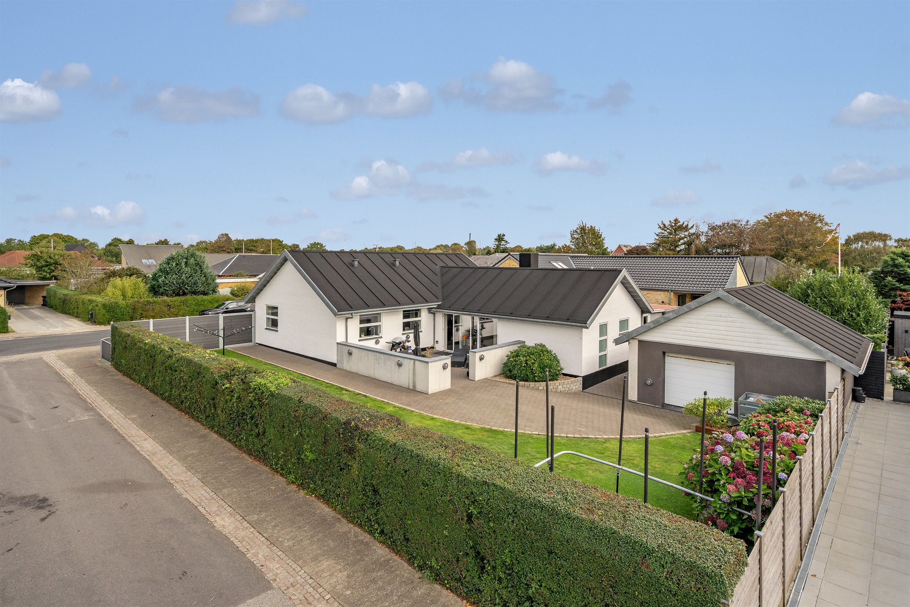 Villa: Ejendommen på Bjørnevej 8, 6715 Esbjerg N