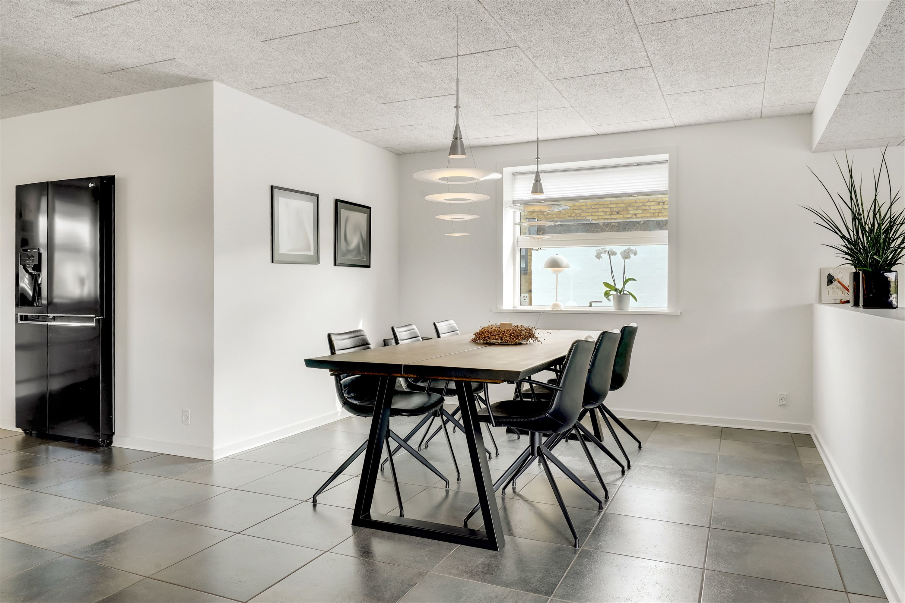 Fremhævet alrum billede i fuldskærmstilstand. Billede af Bjørnevej 8, 6715 Esbjerg N