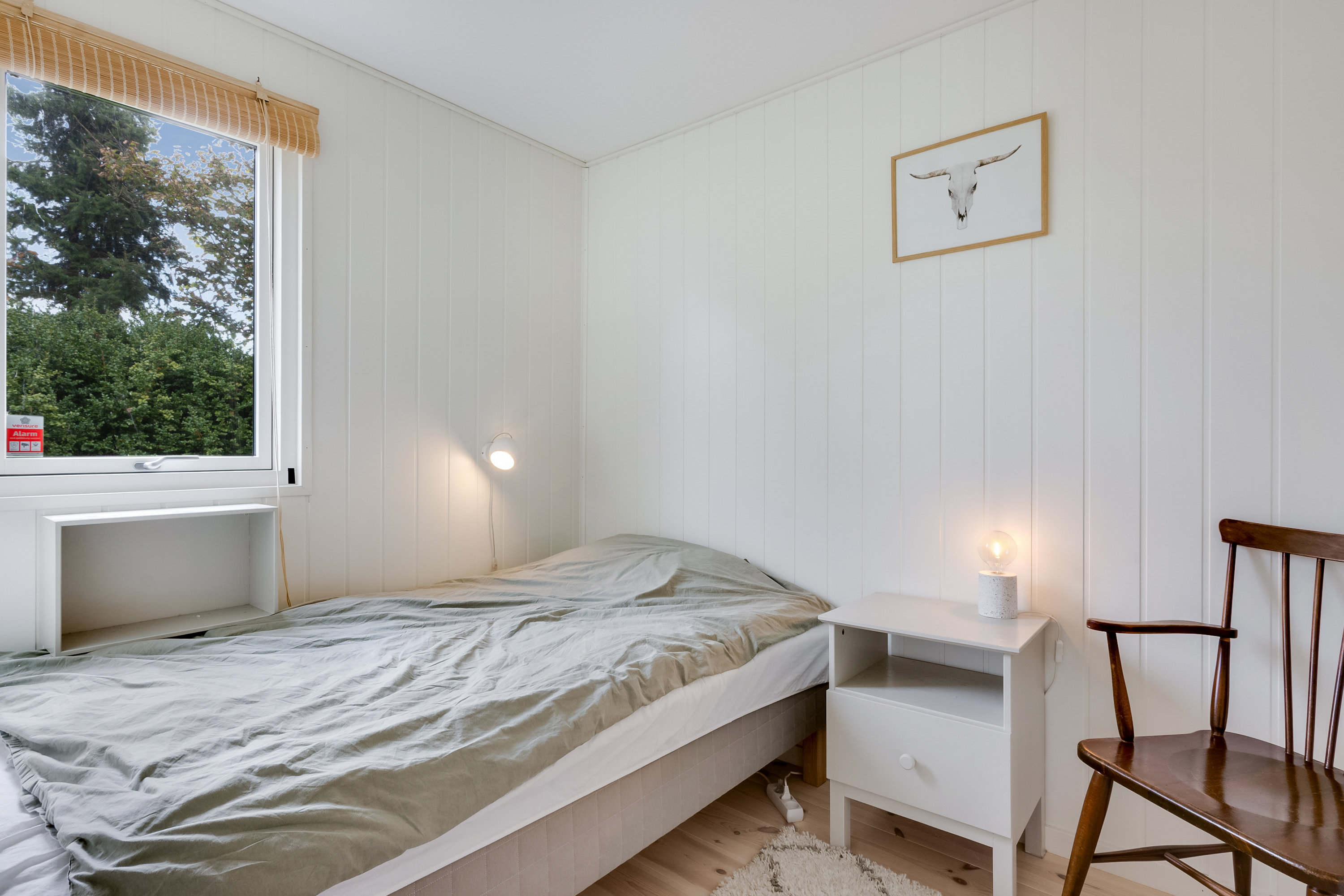 Fremhævet soveværelse billede i fuldskærmstilstand. Billede af Solbakken 22, Skåstrup Str, 5400 Bogense