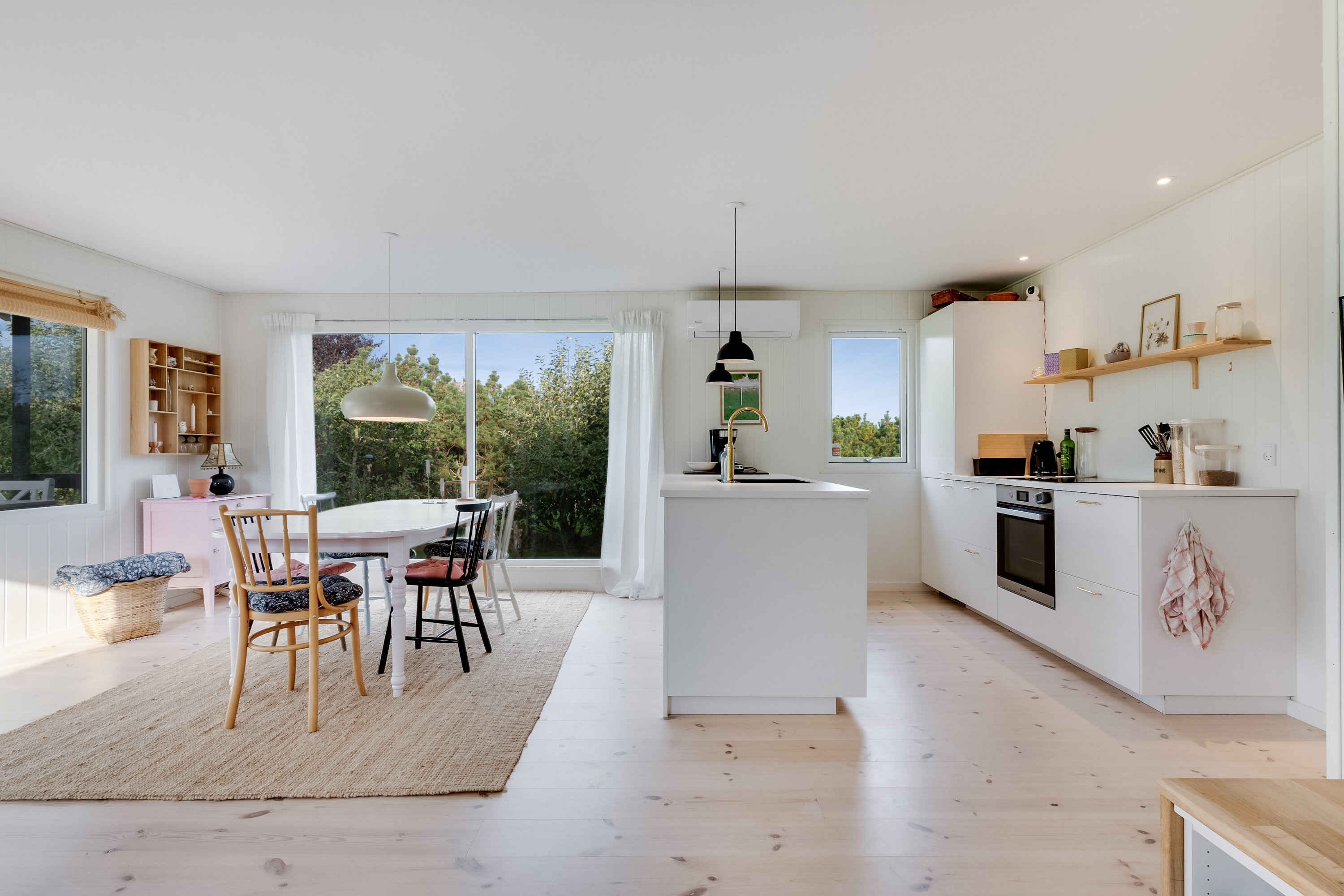 Fremhævet køkken billede i fuldskærmstilstand. Billede af Solbakken 22, Skåstrup Str, 5400 Bogense