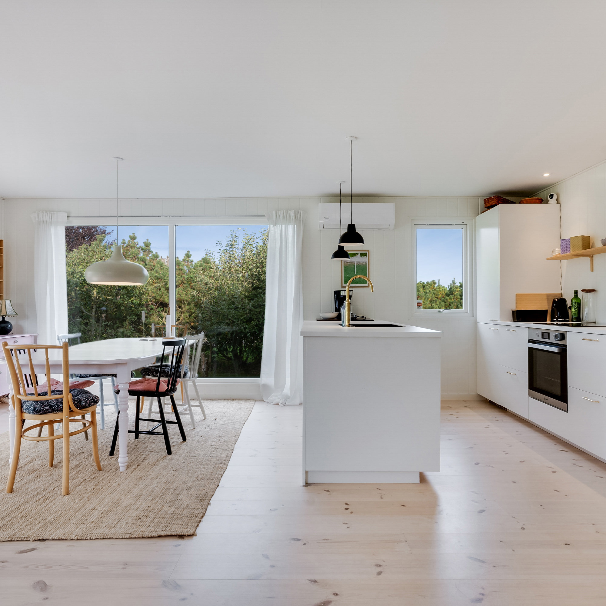 Fremhævet køkken billede i fuldskærmstilstand. Billede af Solbakken 22, Skåstrup Str, 5400 Bogense