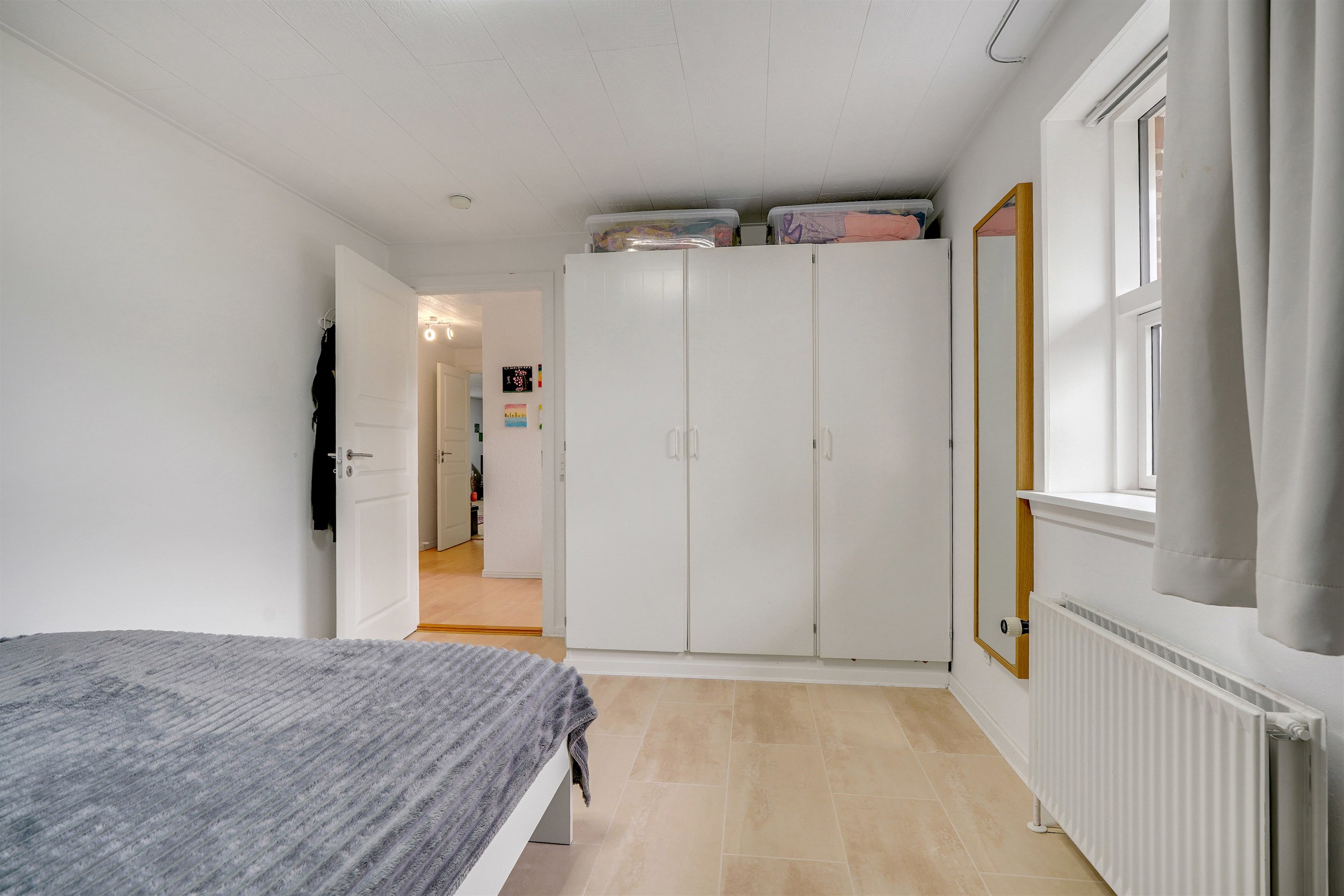 Fremhævet soveværelse billede i fuldskærmstilstand. Billede af Markskellet 75, 7190 Billund