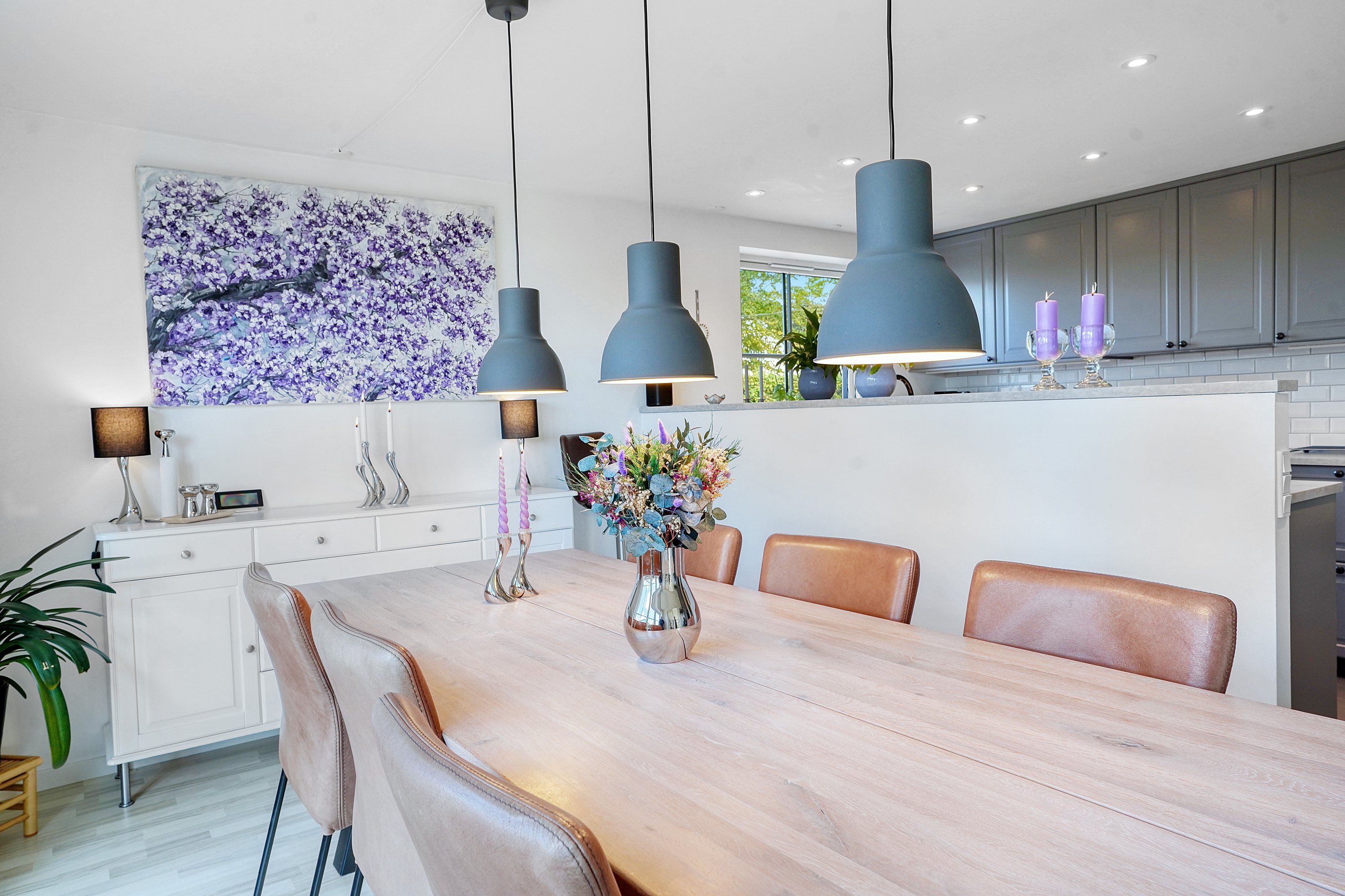 Fremhævet spisestue billede i fuldskærmstilstand. Billede af Rosenalle 7, 3320 Skævinge