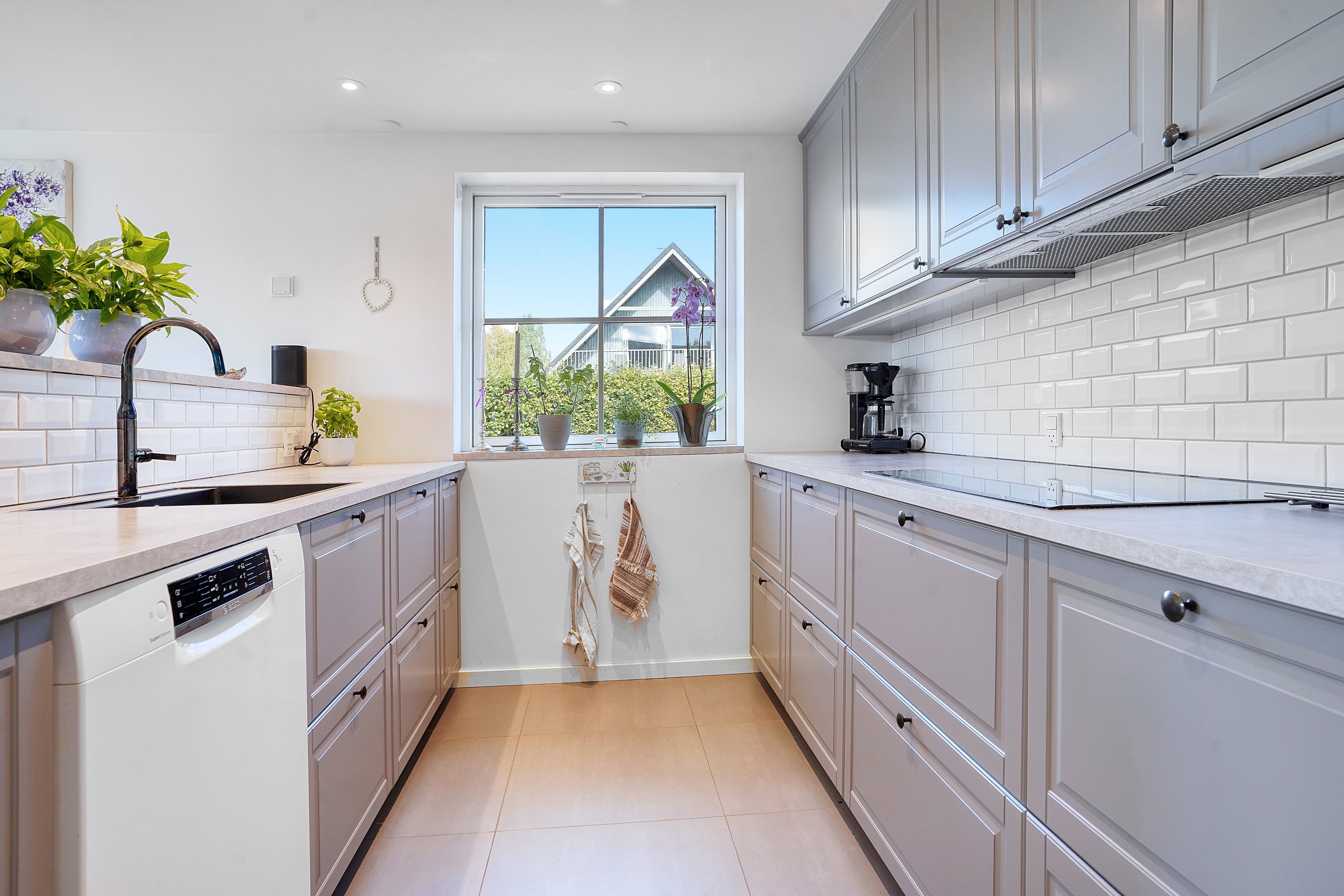 Fremhævet køkken billede i fuldskærmstilstand. Billede af Rosenalle 7, 3320 Skævinge