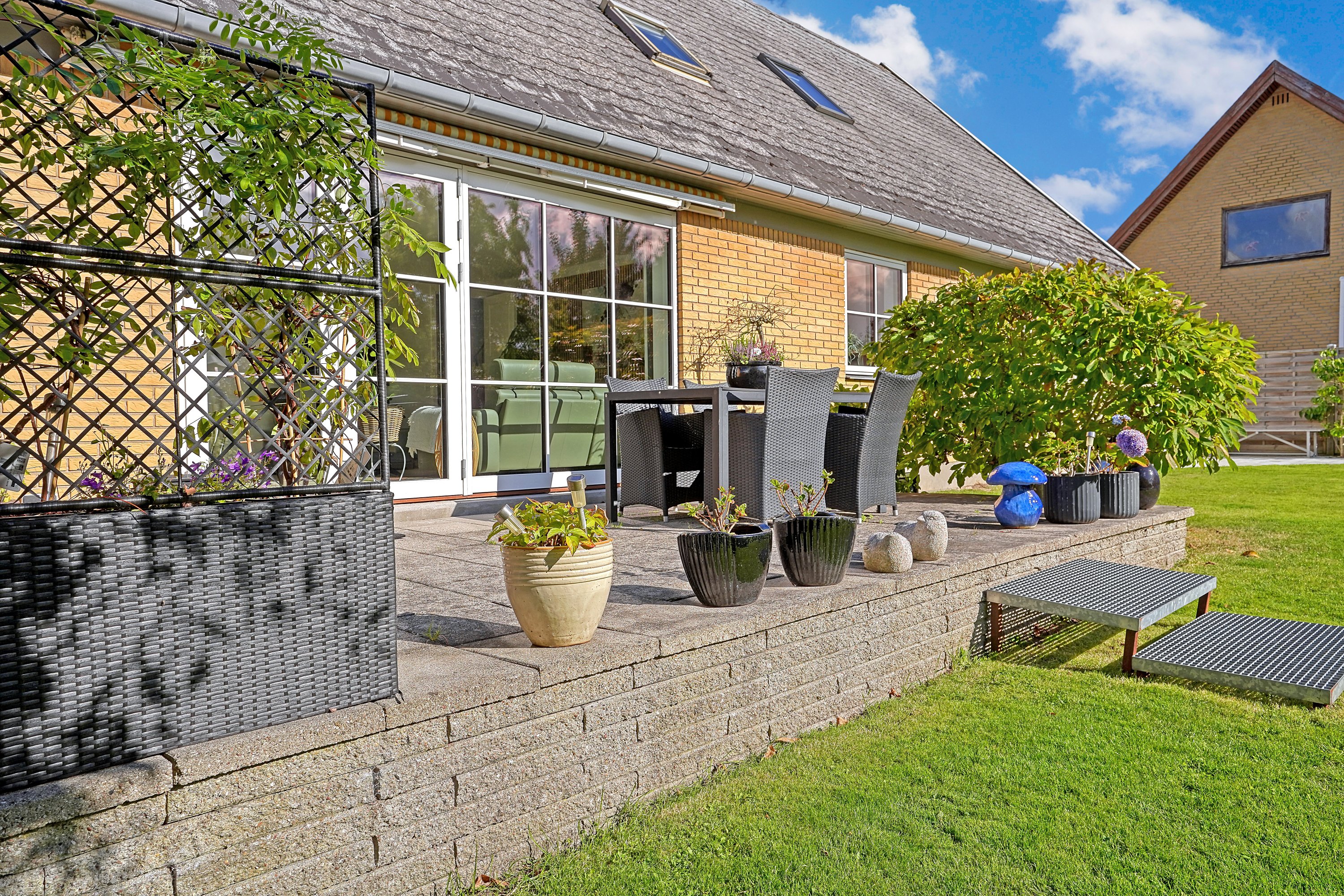 Fremhævet terrasse billede i fuldskærmstilstand. Billede af Rosenalle 7, 3320 Skævinge