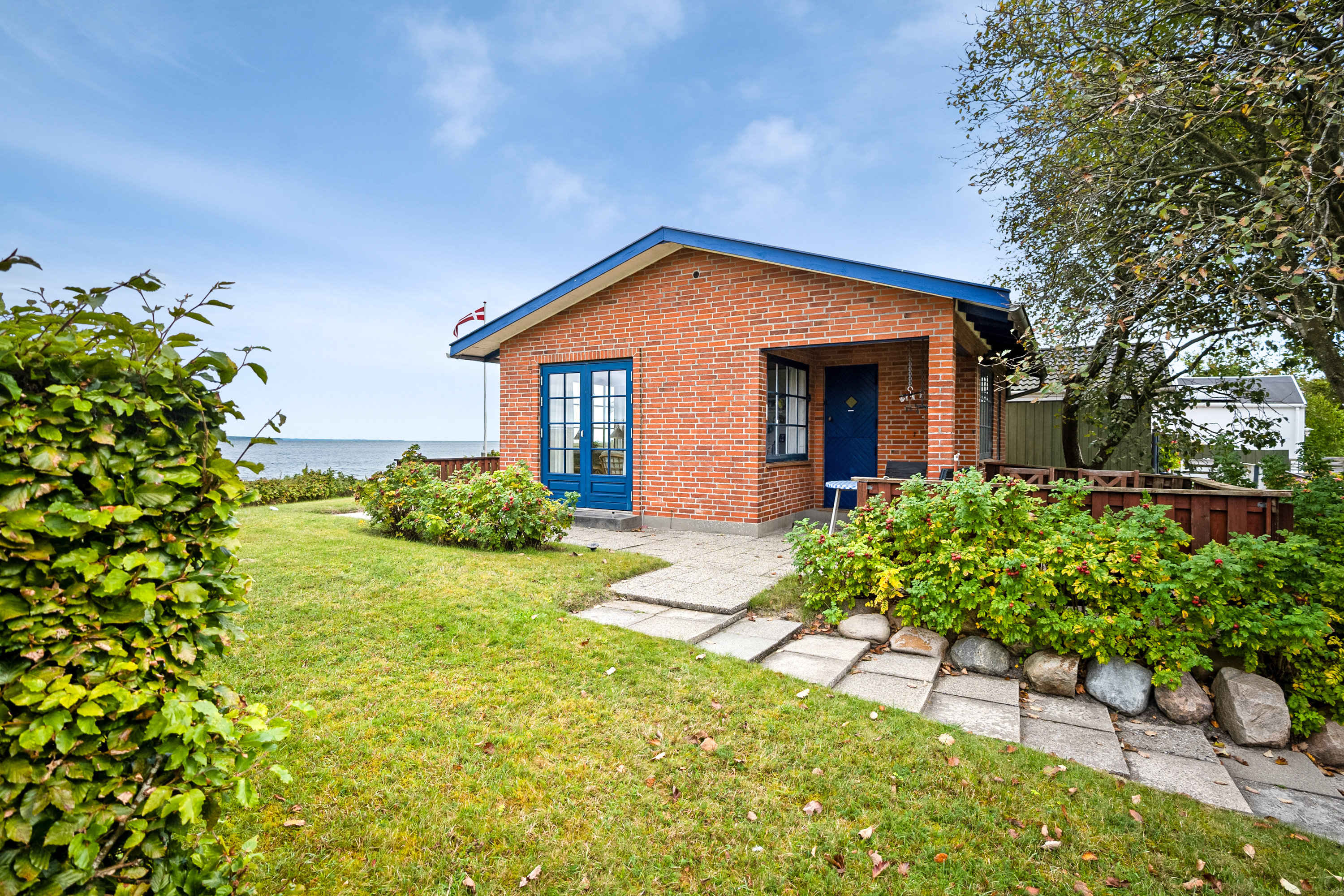 Fremhævet facade billede i fuldskærmstilstand. Billede af Dæmningen 3, Strib, 5500 Middelfart