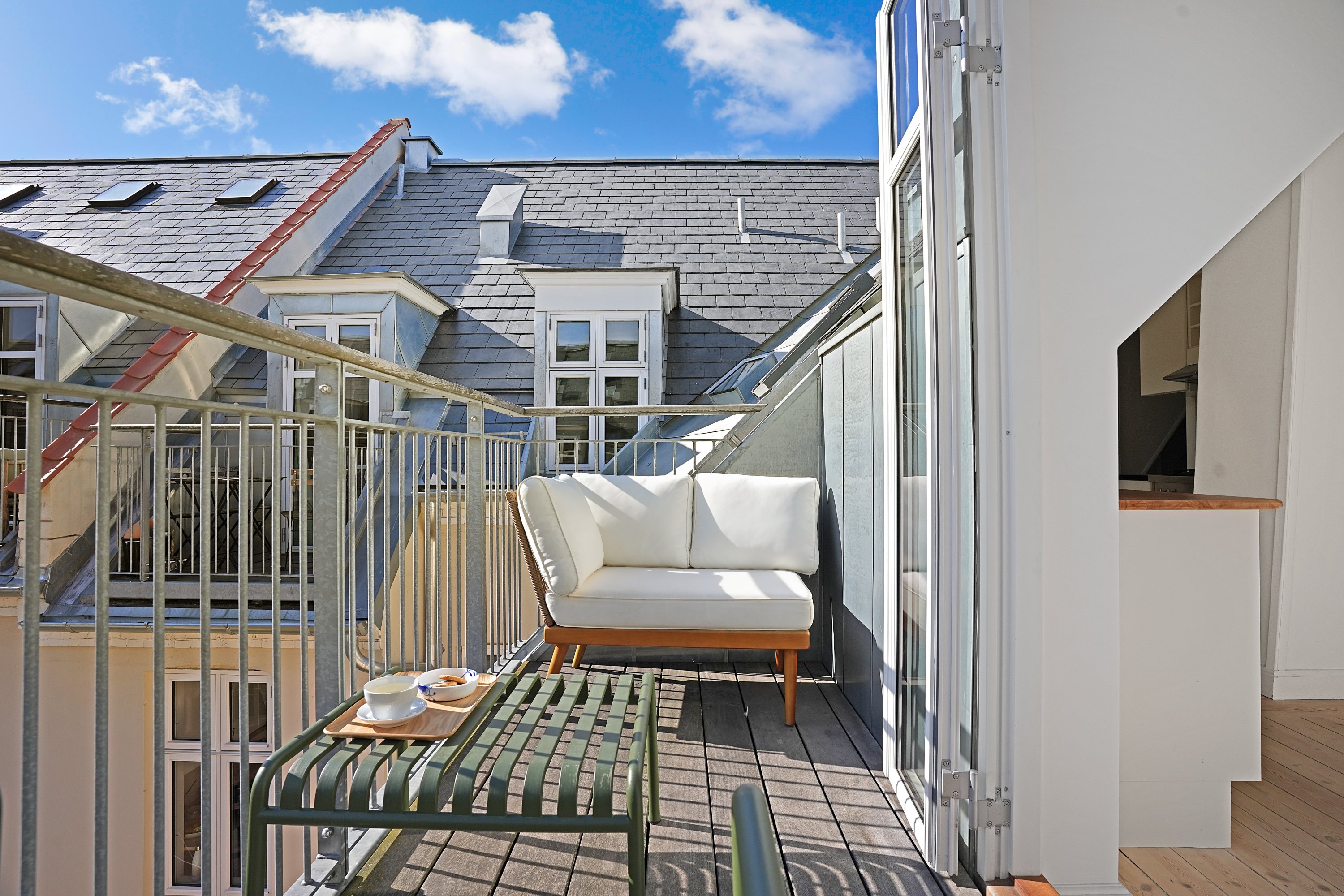 Fremhævet altan billede i fuldskærmstilstand. Billede af Holsteinsgade 42, 5. tv., 2100 København Ø