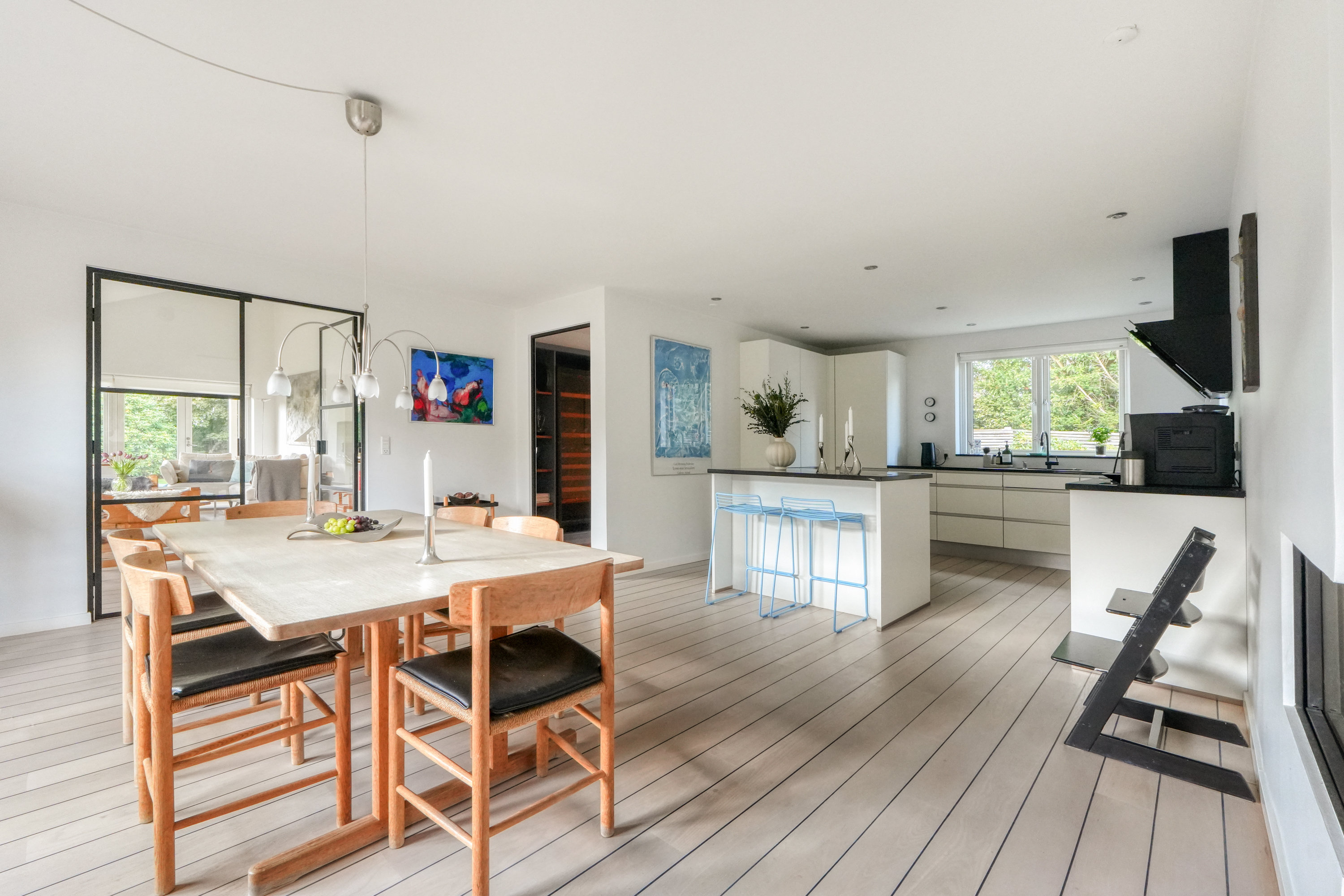 Fremhævet andet billede i fuldskærmstilstand. Billede af Sjælsøvej 57, 3460 Birkerød