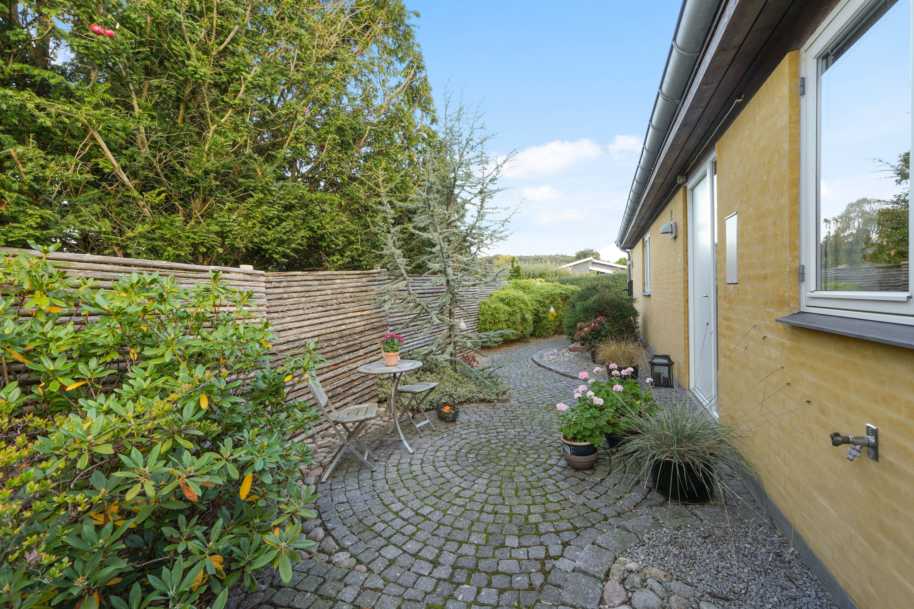 Fremhævet andet billede i fuldskærmstilstand. Billede af Sjælsøvej 57, 3460 Birkerød