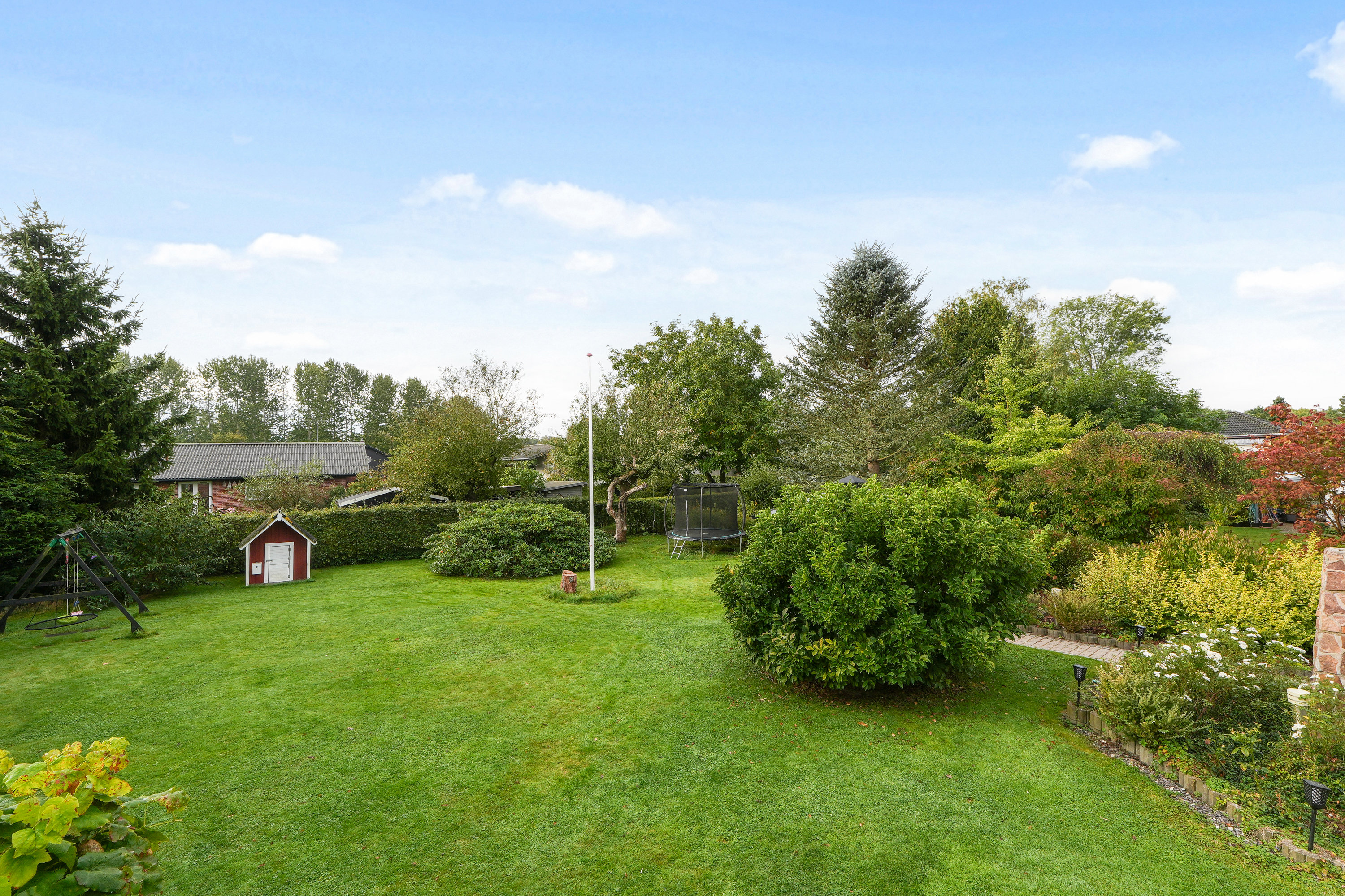 Fremhævet andet billede i fuldskærmstilstand. Billede af Lerholmvej 29, 2750 Ballerup