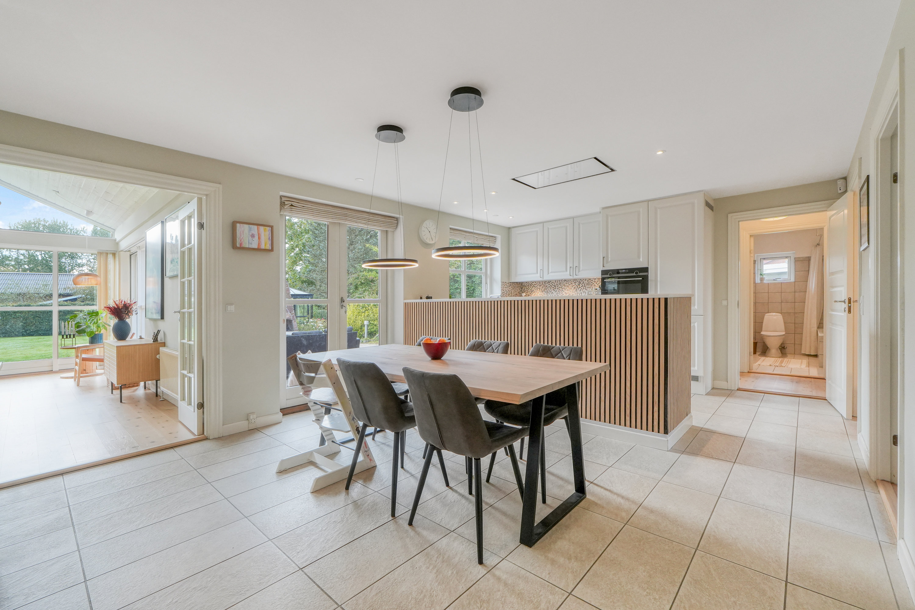 Fremhævet andet billede i fuldskærmstilstand. Billede af Lerholmvej 29, 2750 Ballerup