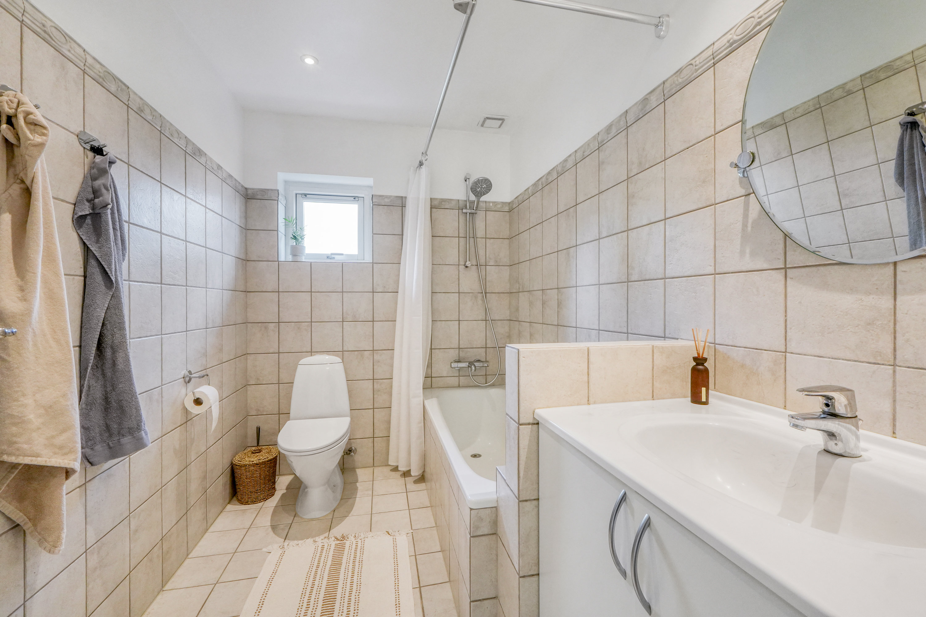 Fremhævet andet billede i fuldskærmstilstand. Billede af Lerholmvej 29, 2750 Ballerup