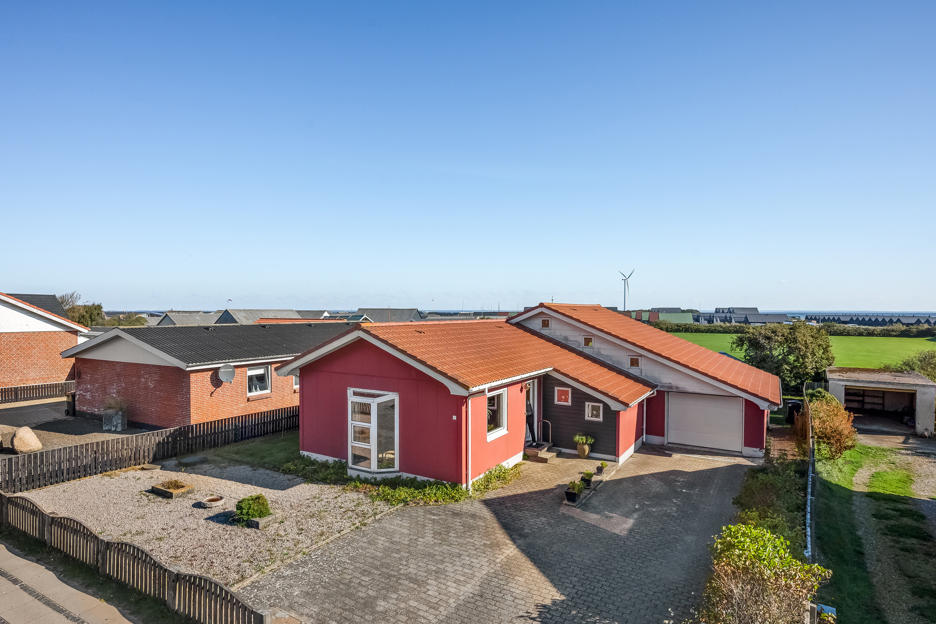 Miniaturebillede 1: ejendommen. Billede af Nørregade 8, 6960 Hvide Sande