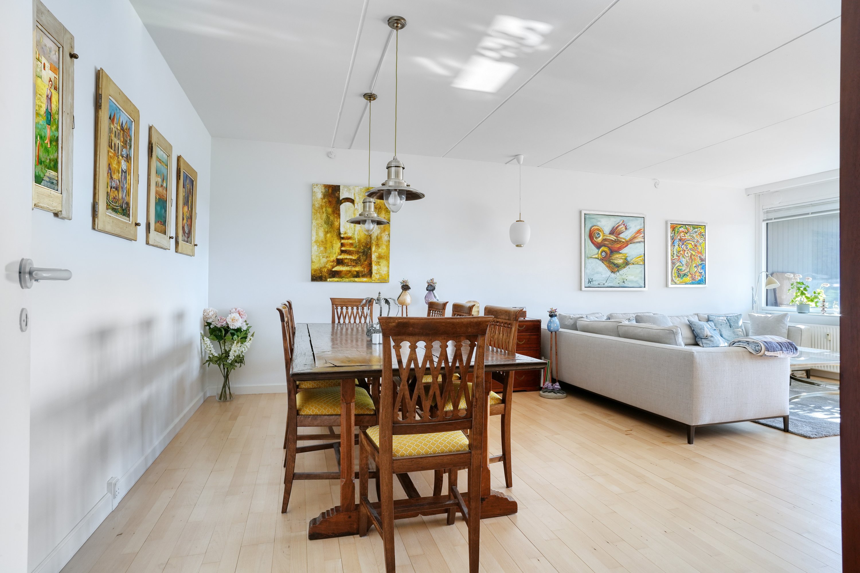 Fremhævet spisestue billede i fuldskærmstilstand. Billede af Hørsholm Park 7, 5. tv., 2970 Hørsholm