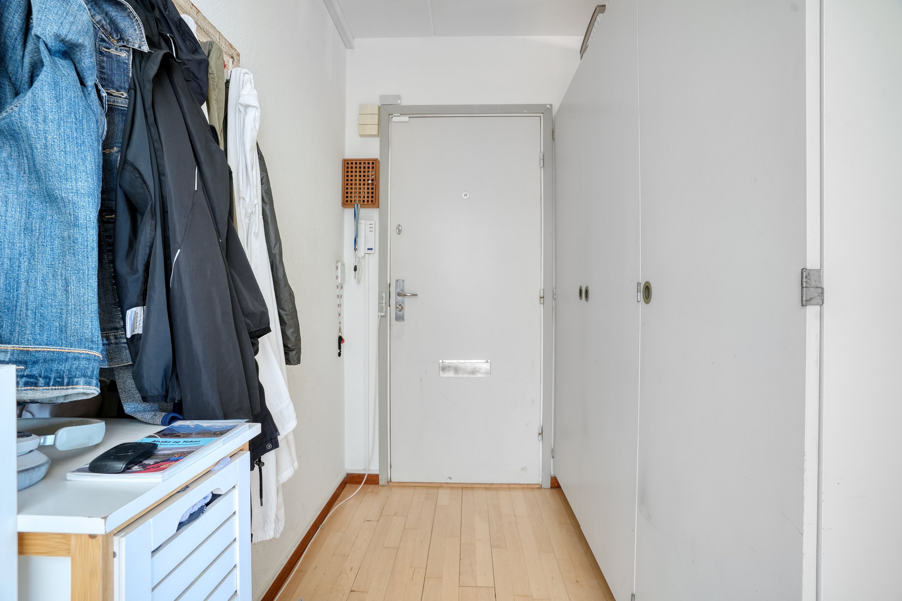 Fremhævet entré billede i fuldskærmstilstand. Billede af Hørsholm Park 7, 5. tv., 2970 Hørsholm