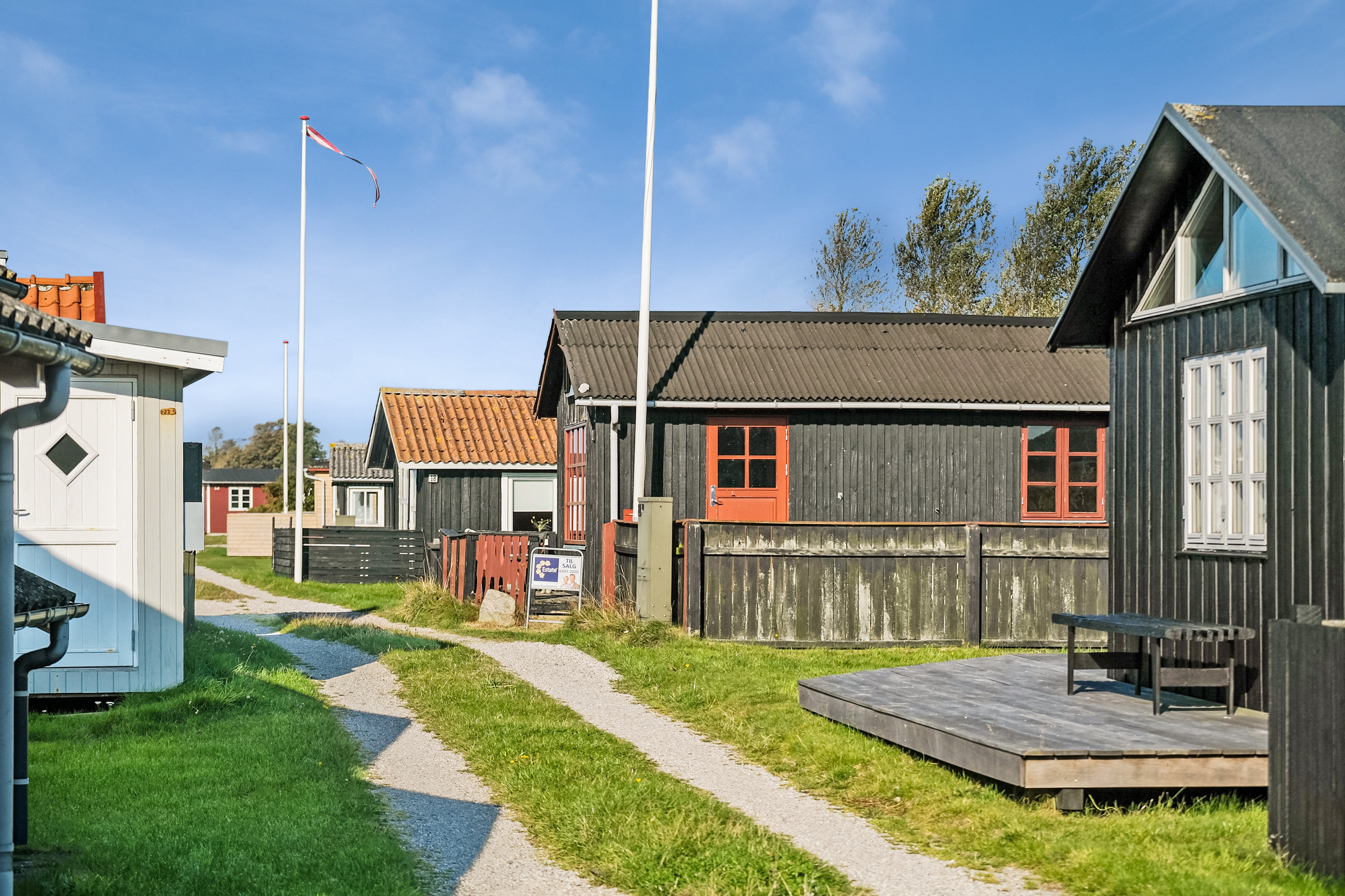 Fremhævet facade billede i fuldskærmstilstand. Billede af Juul Nielsenvej 16, Føns, 5580 Nørre Aaby